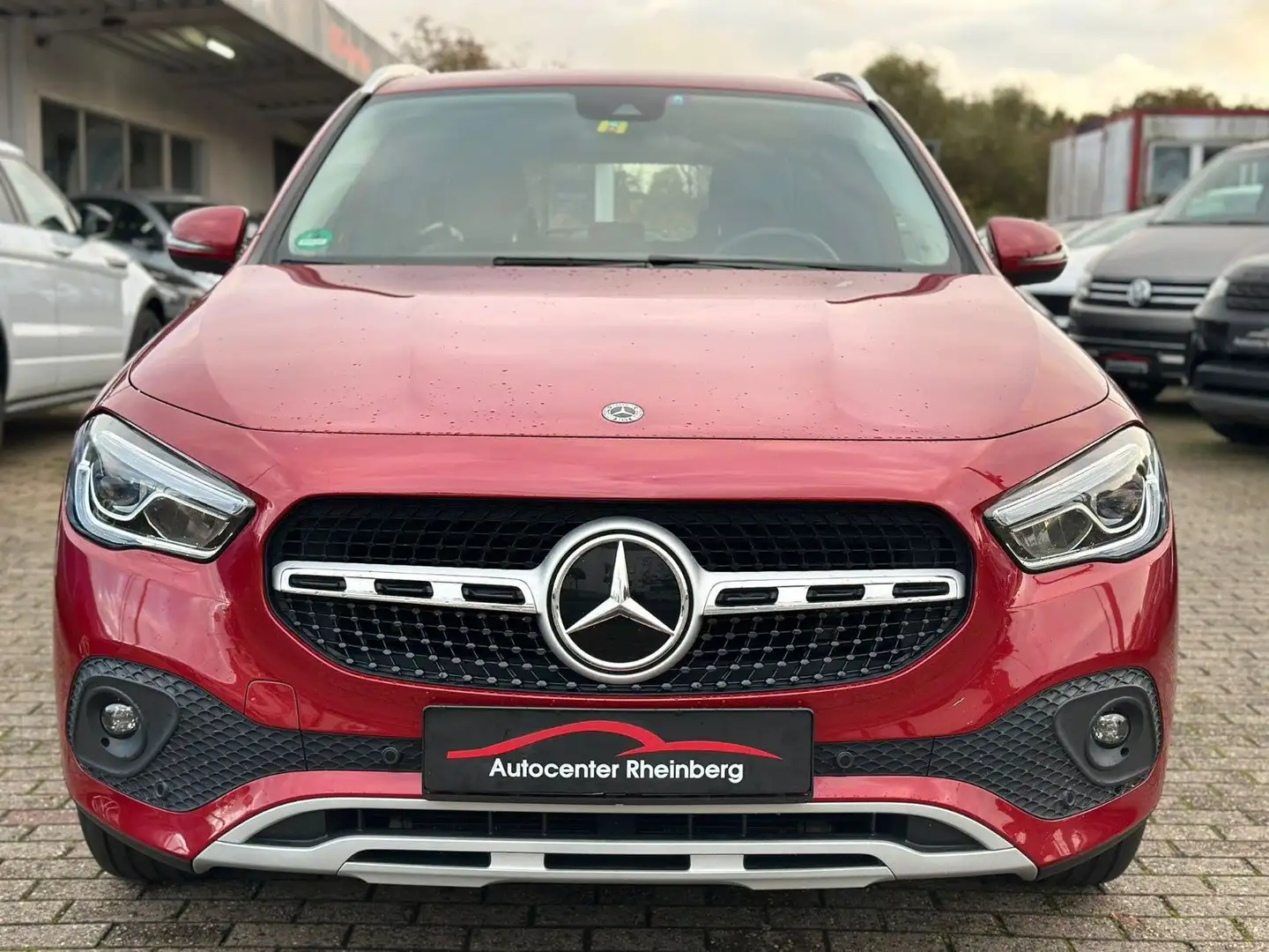 Mercedes-Benz GLA 200 GLA -Klasse GLA 200 Rot - 2