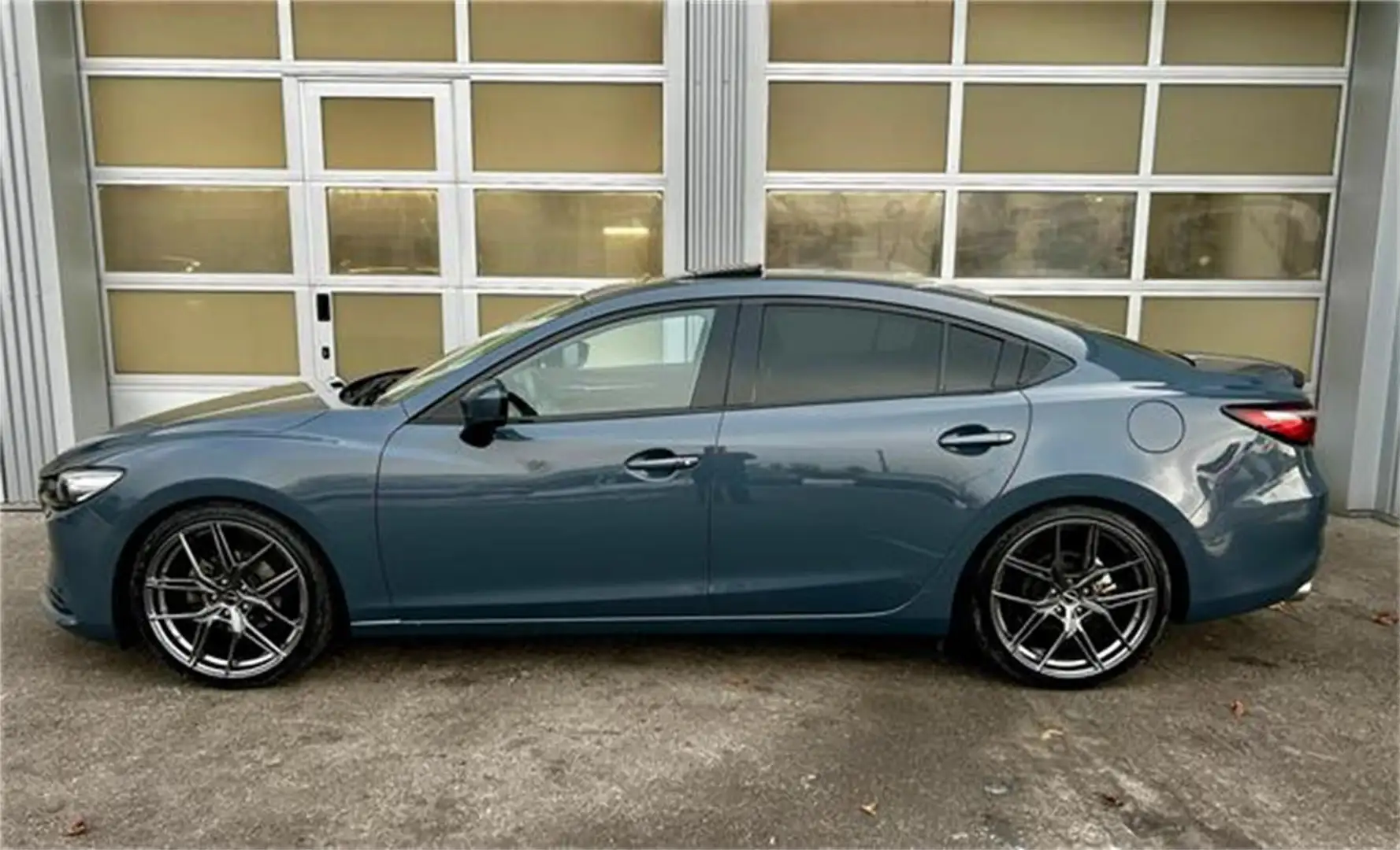 Mazda 6 G194 Takumi Plus Aut. Limousine Automatik Grau - 2