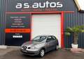 SEAT Ibiza 1.4 I 75 CV ESSENCE PAYEMENT 4X sans frais Gris - thumbnail 1