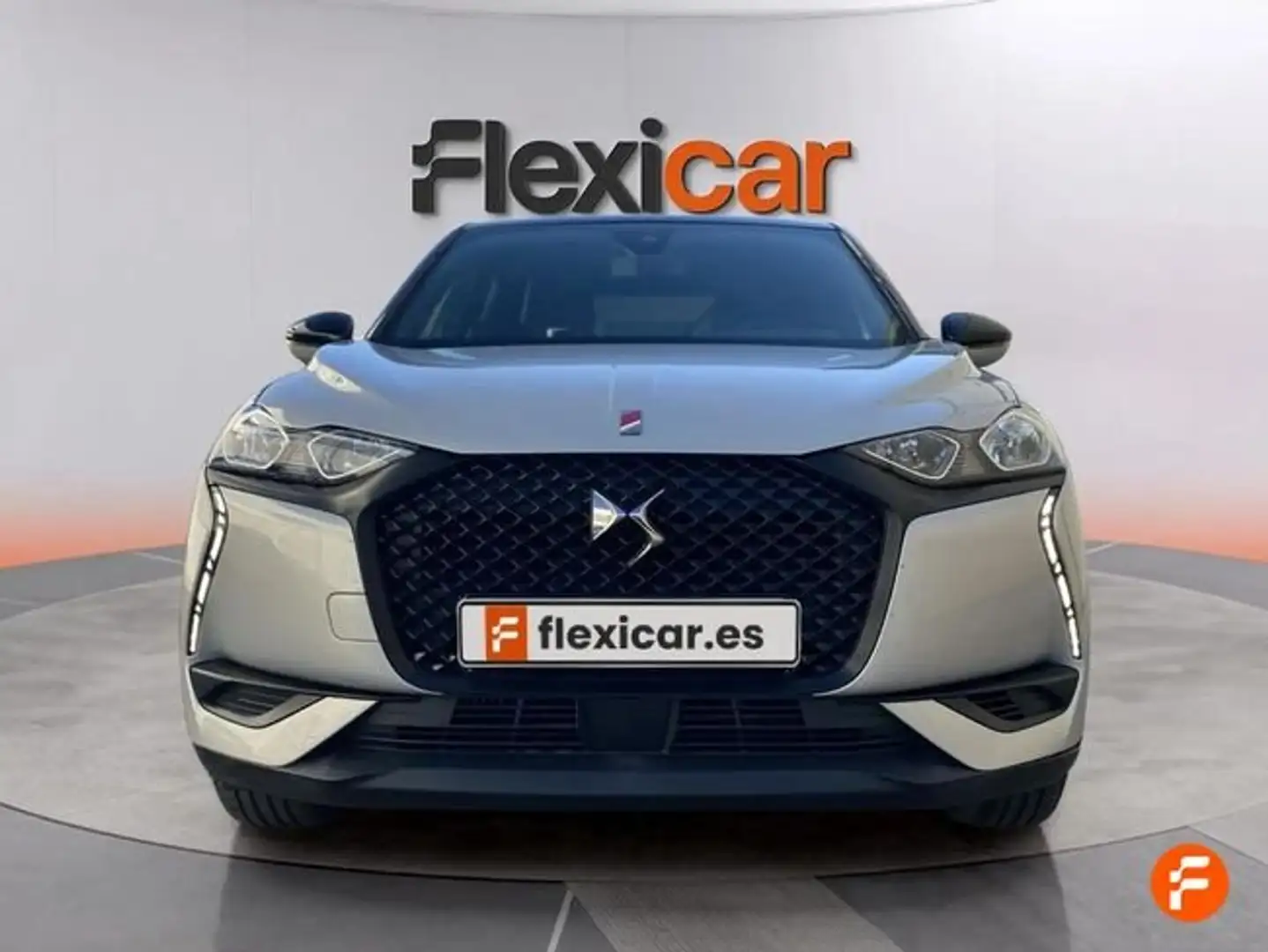 DS Automobiles DS 3 PureTech 96kW (130CV) PERFORMANCE LINE Gris - 2