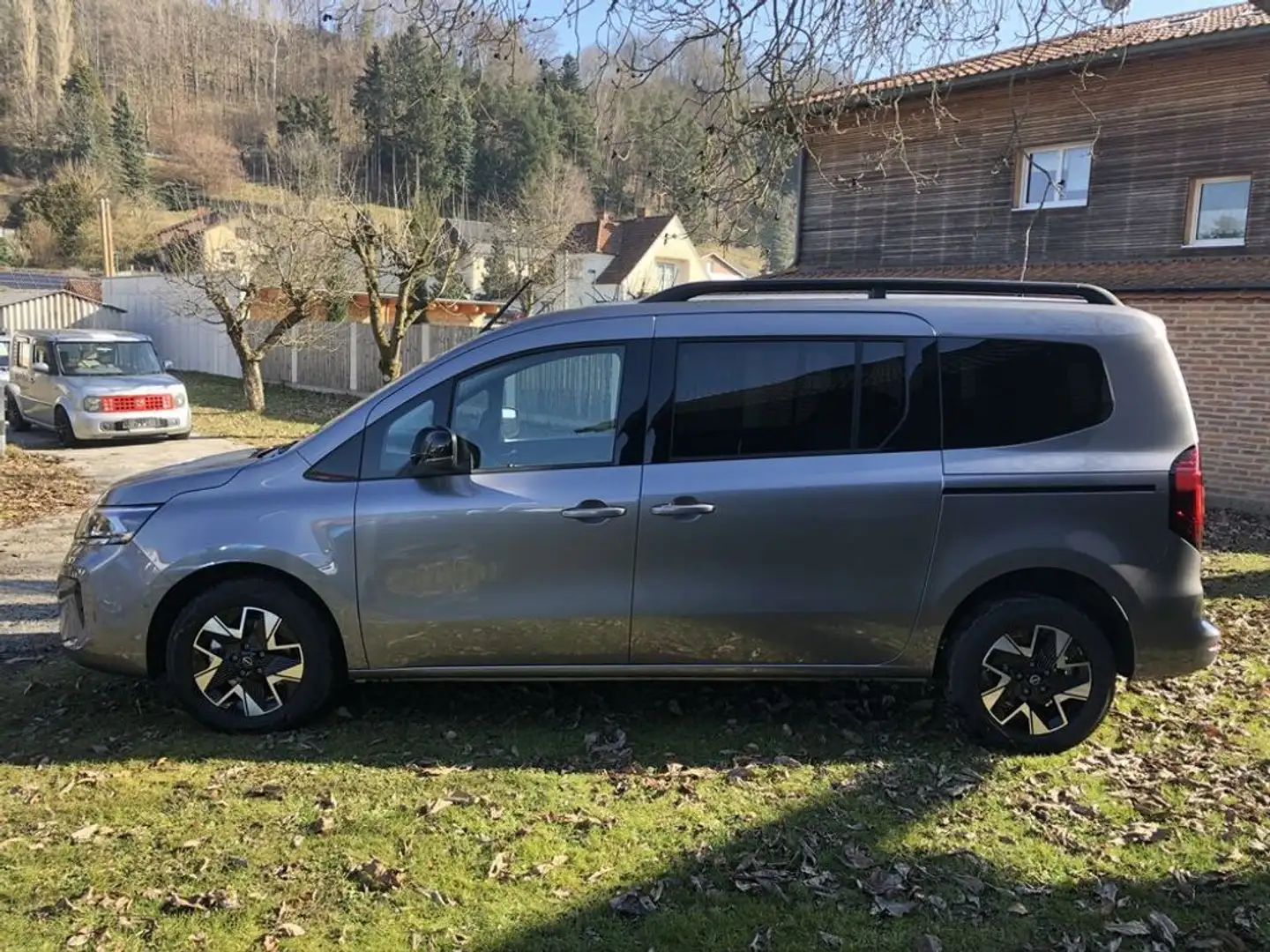 Nissan Townstar L2 Evalia Tekna Grijs - 2