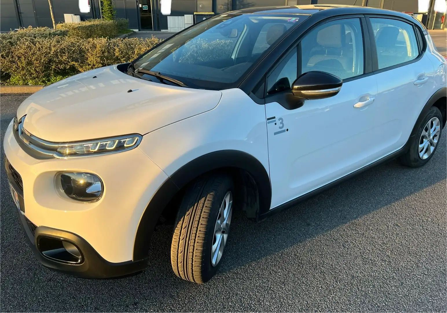 Citroen C3 PureTech 82 S&S BVM5 Graphic - 1