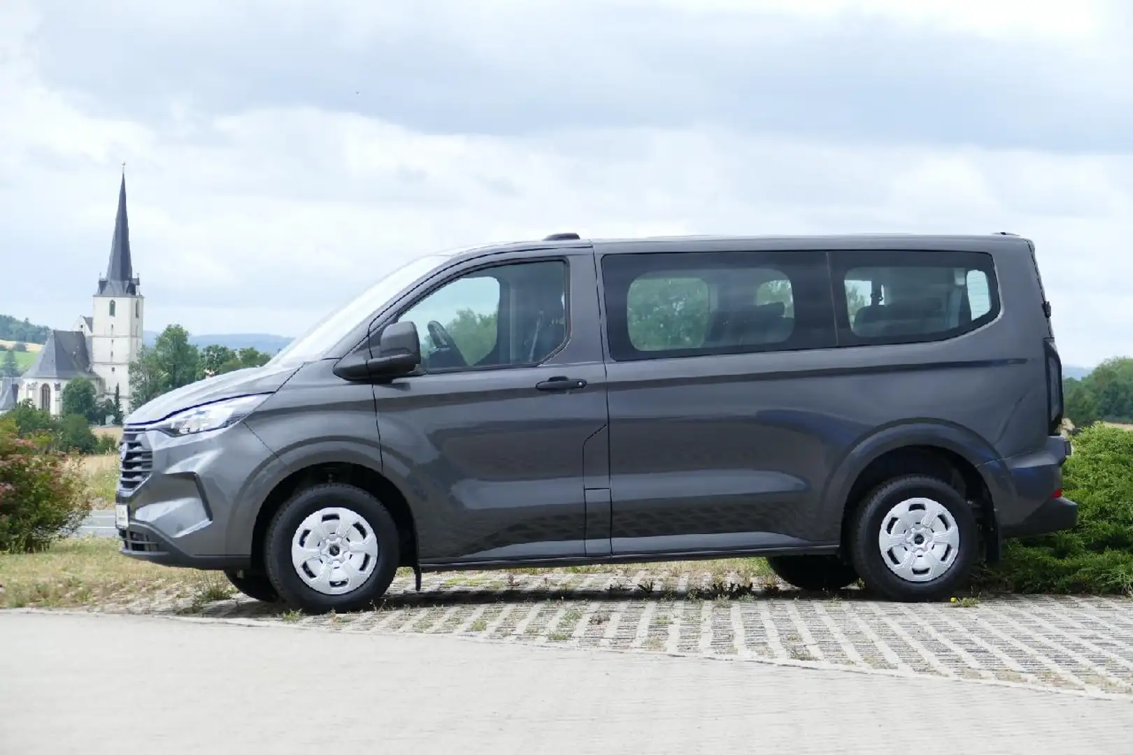 Ford Transit Custom 320 L1 FWD Trend Grau - 2