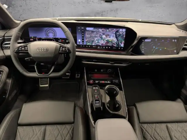 Audi A6 view 12