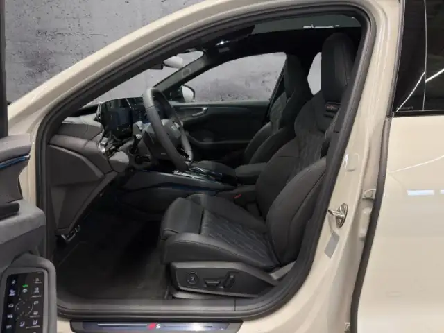 Audi A6 view 8