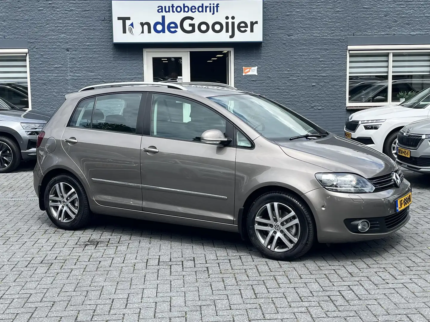 Volkswagen Golf Plus 1.4 TSi DSG Highline | NAV. | AFN. TREKHAAK | STOE Brun - 1