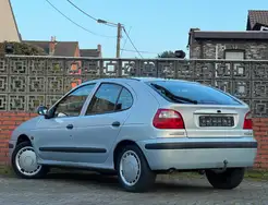 Acheter une Renault Megane d'occasion de 2000 sur AutoScout24