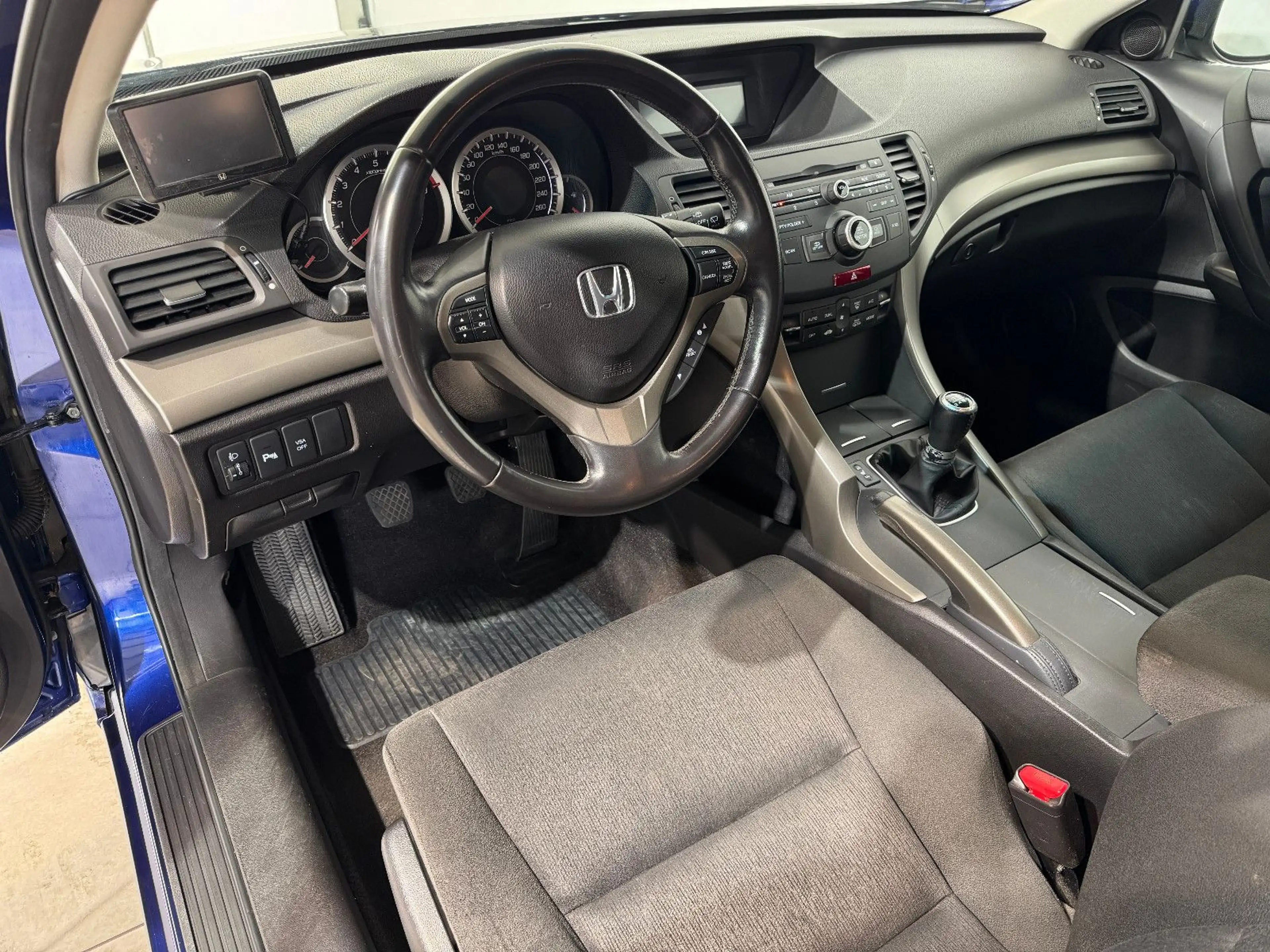 Honda Accord Tourer**1.HAND+NAVI+SITZHEIZUNG+AHK** — photo 9
