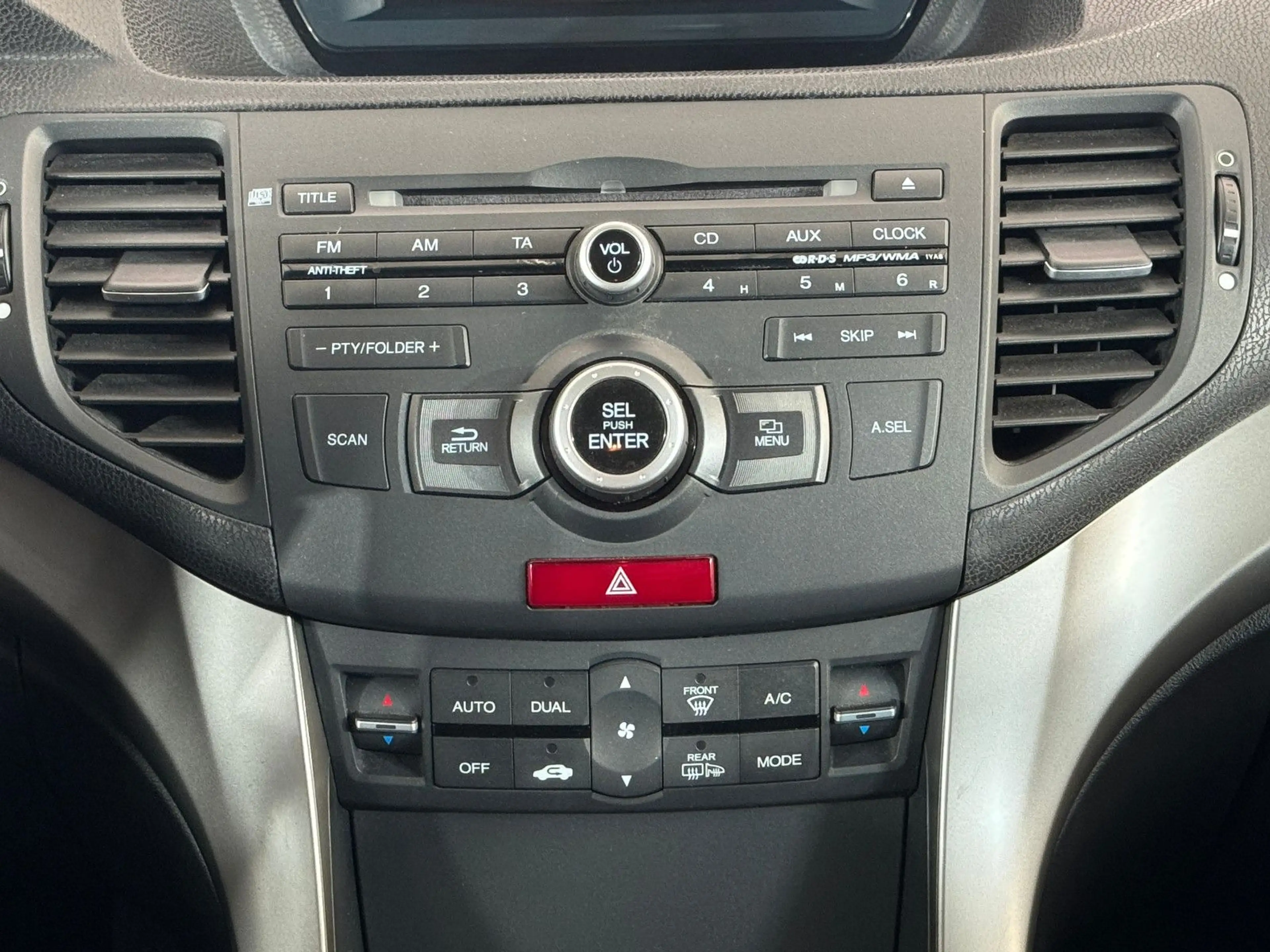 Honda Accord Tourer**1.HAND+NAVI+SITZHEIZUNG+AHK** — photo 13