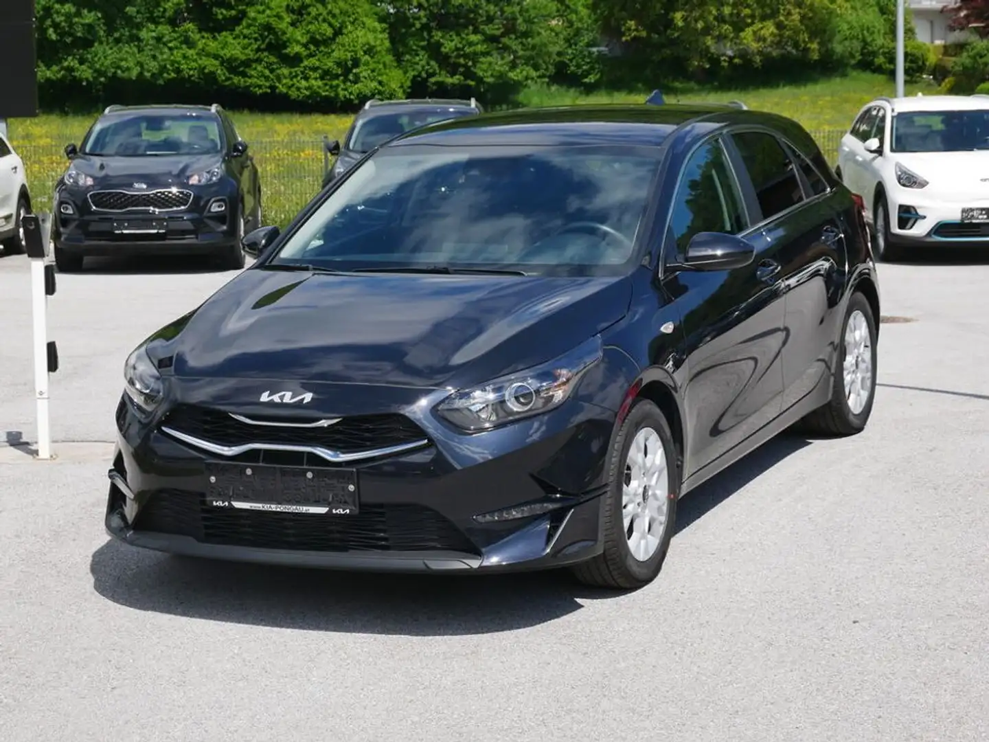 Kia Ceed / cee'd 1,0 T-GDI GPF Silber Limousine Zwart - 2