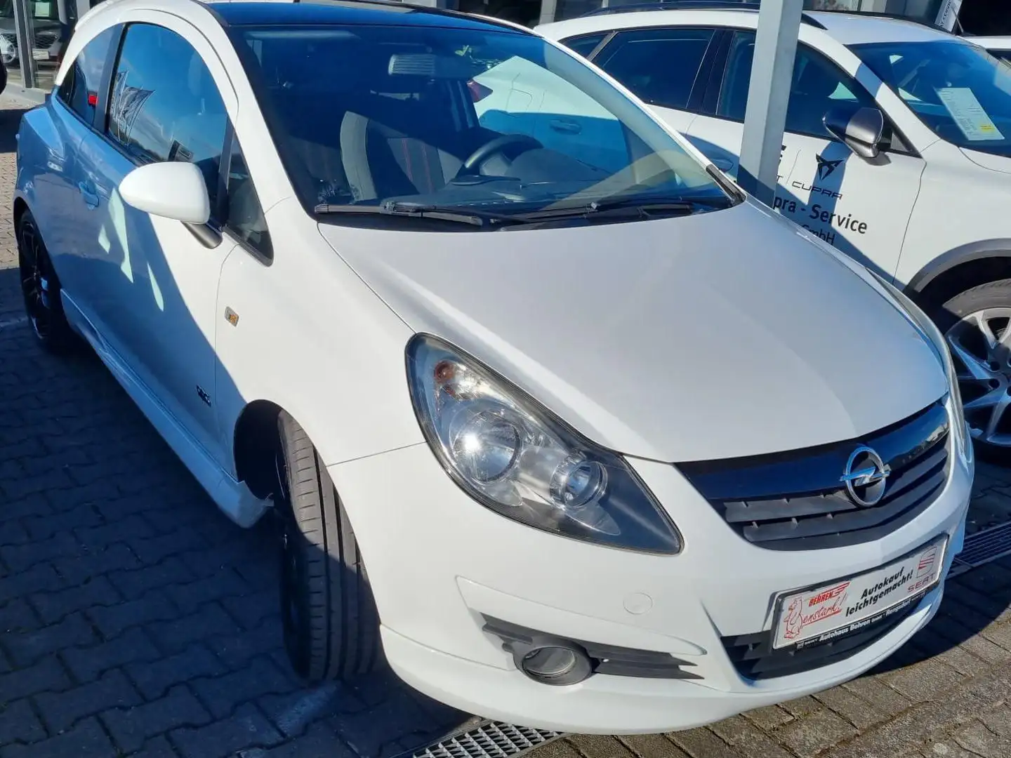 Opel Corsa Color Edition - 2