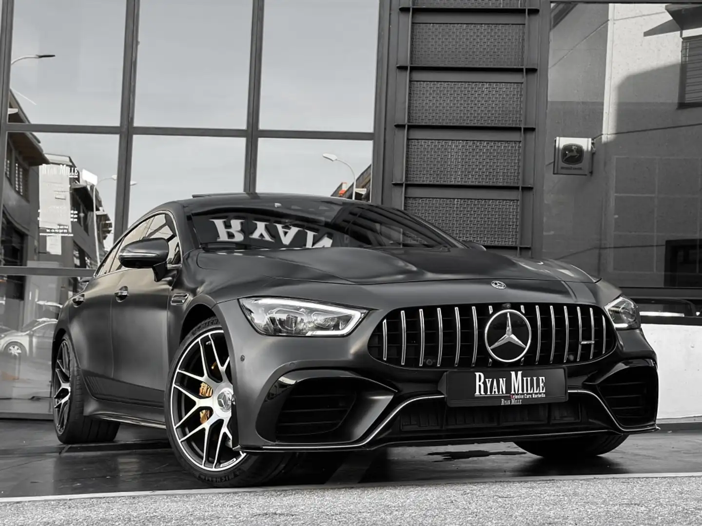 Mercedes-Benz AMG GT Coupé 63 S 4Matic+ Gris - 1