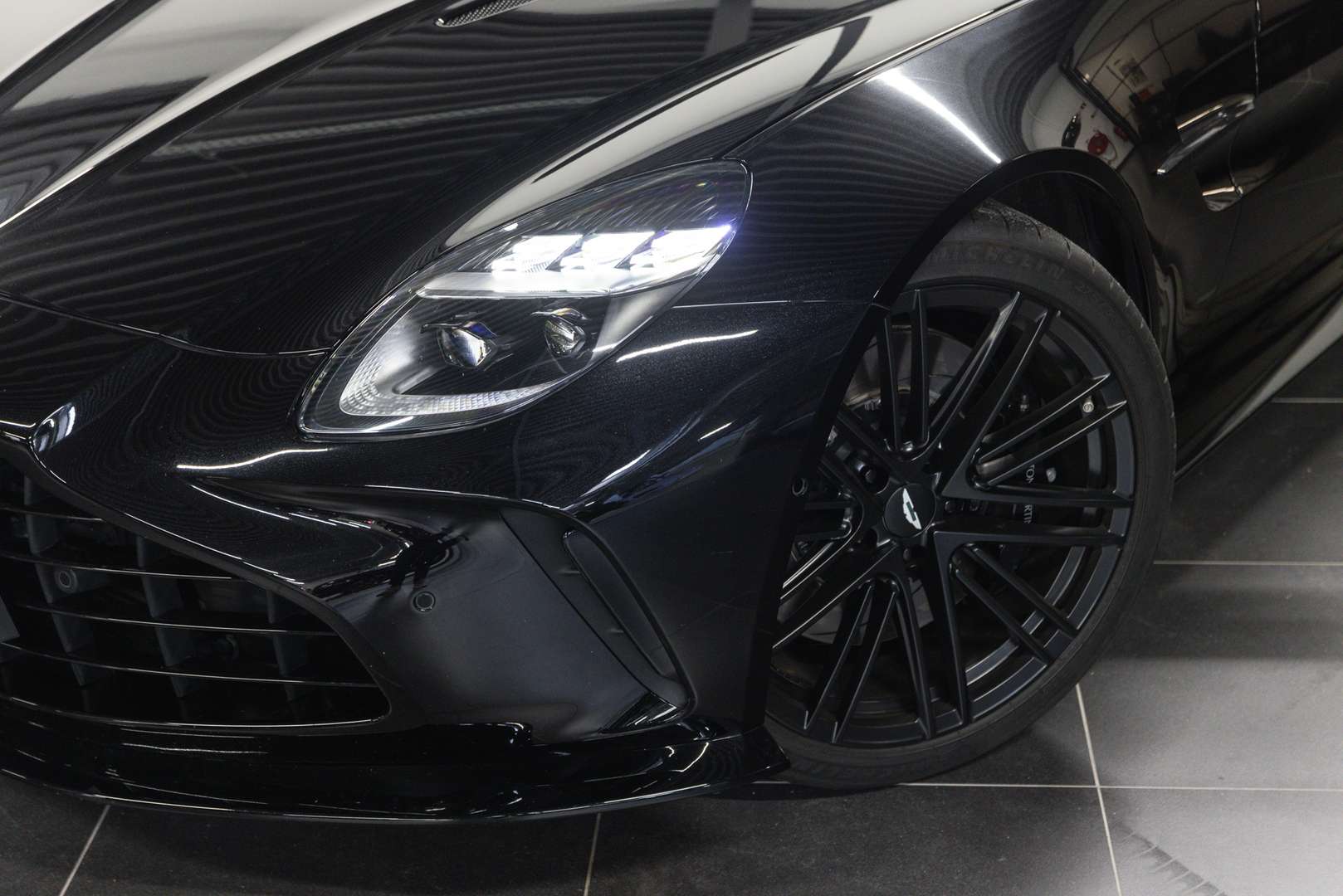 Aston Martin Vantage Coupe -  - Joinsteer - #2