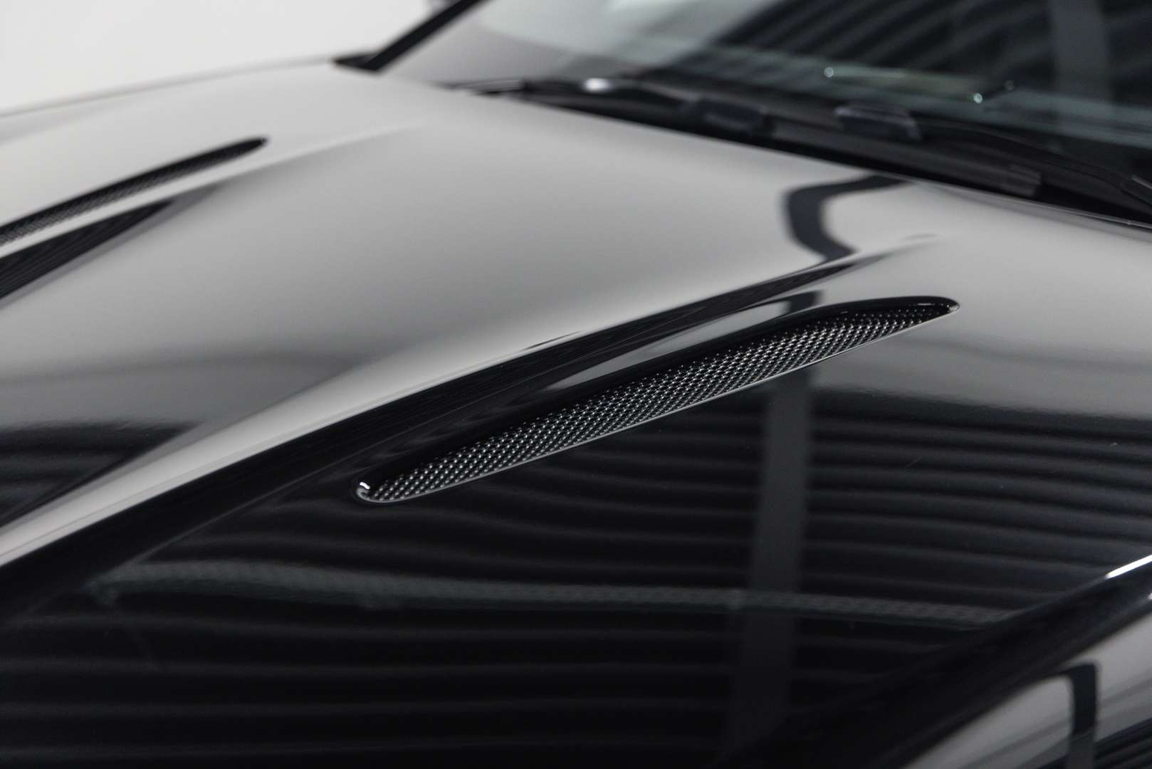 Aston Martin Vantage Coupe -  - Joinsteer - #3