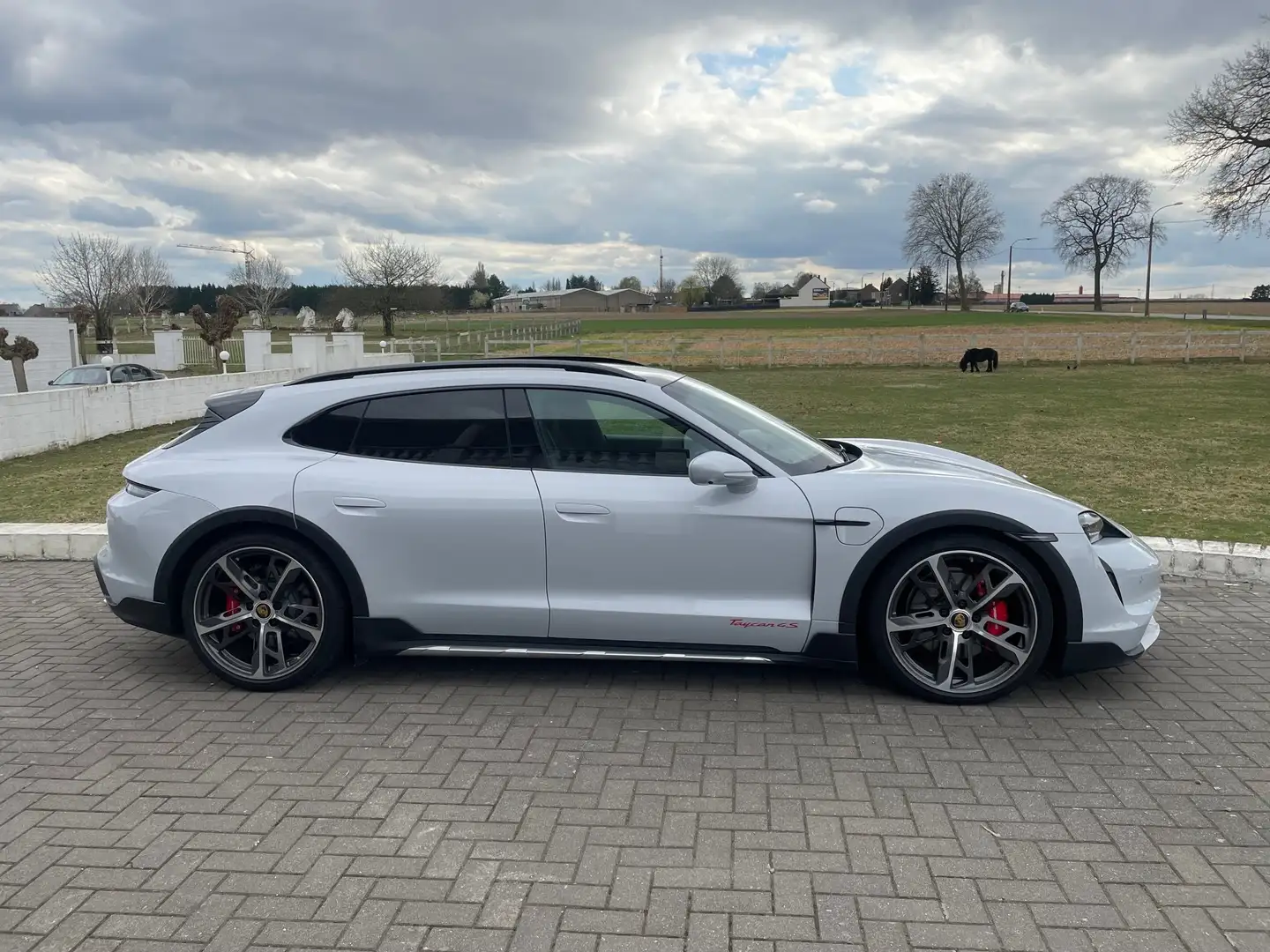 Porsche Taycan Cross Turismo 93.4 kWh 4S FULL TOP Gris - 2