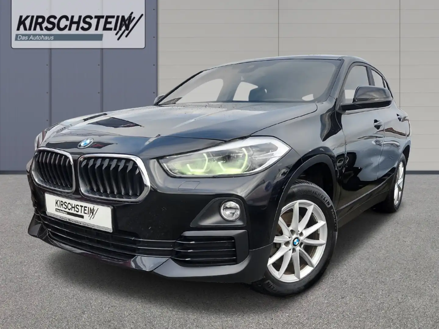 BMW X2 Advantage sDrive18d WR Navi LED Sitzh. PDC Чорний - 1