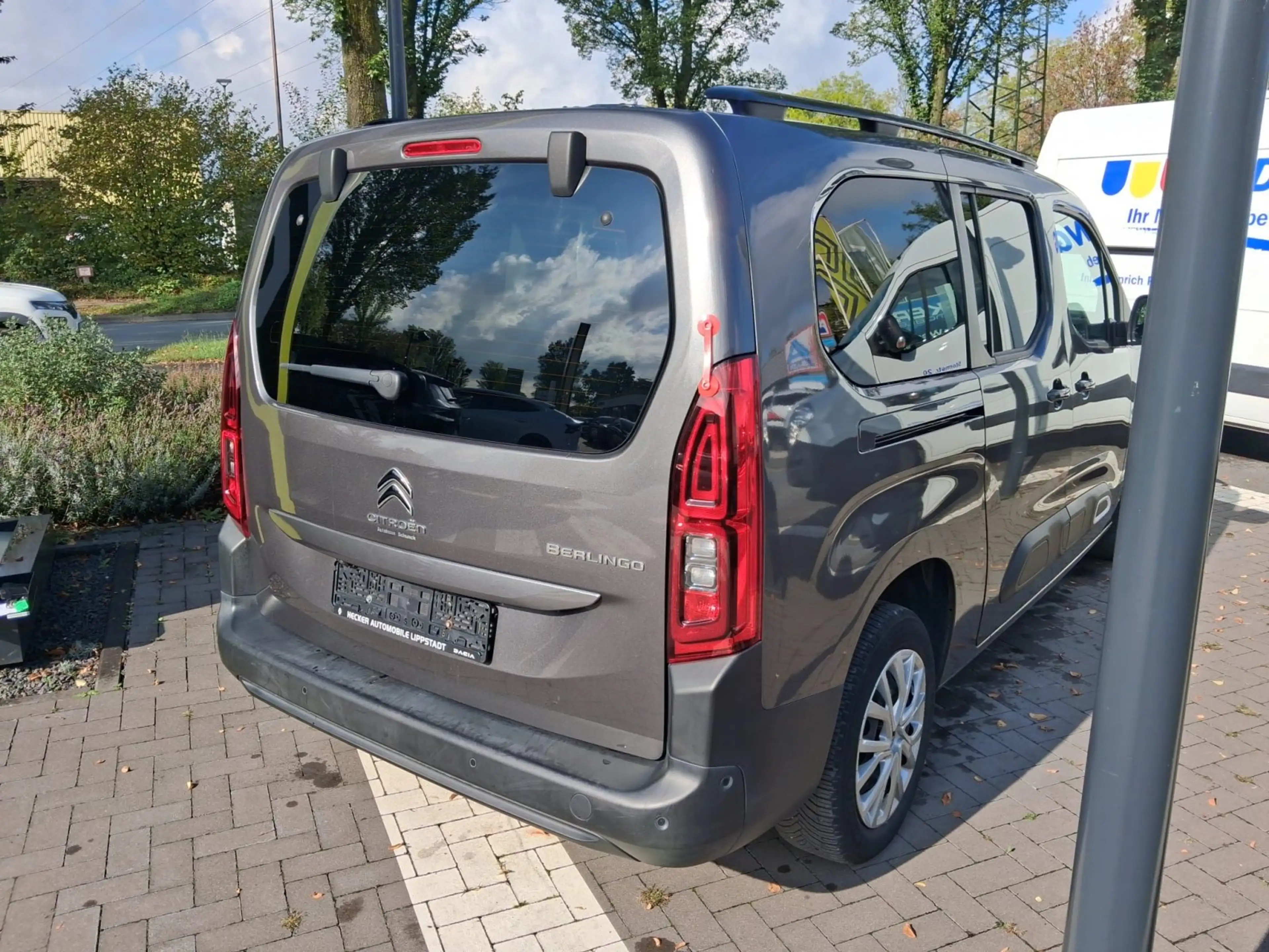 Citroen Berlingo 1.2 PureTech 130 Feel XL S&S ( *Automatik* — photo 6