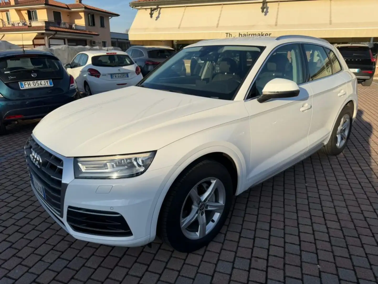 Audi Q5 2.0 TDI 150 CV Sport Bianco - 2