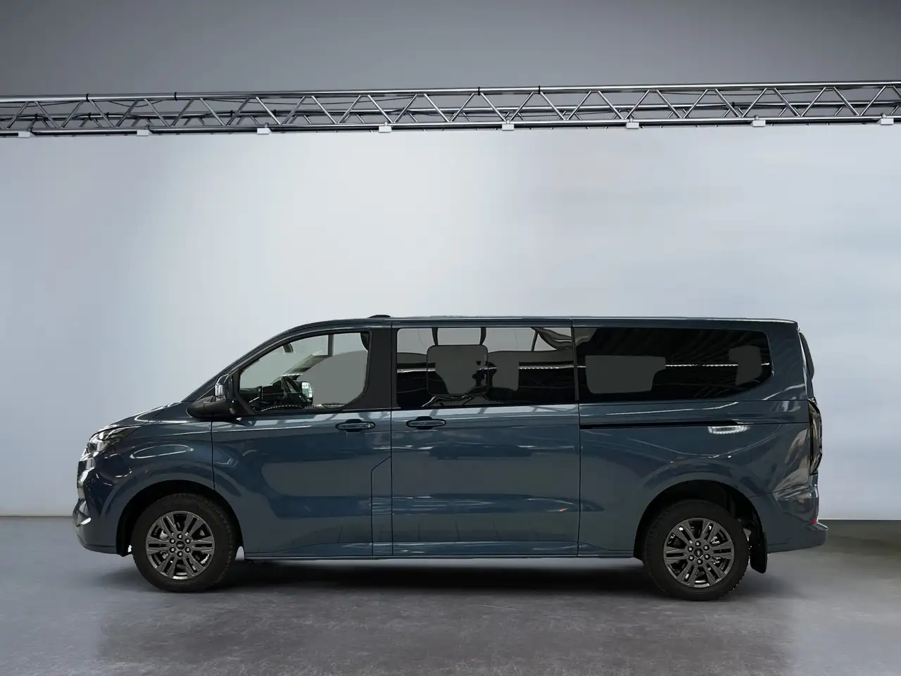 Ford Tourneo Custom Titanium 2.0 EcoBlue 320 L2 2xAGM 3