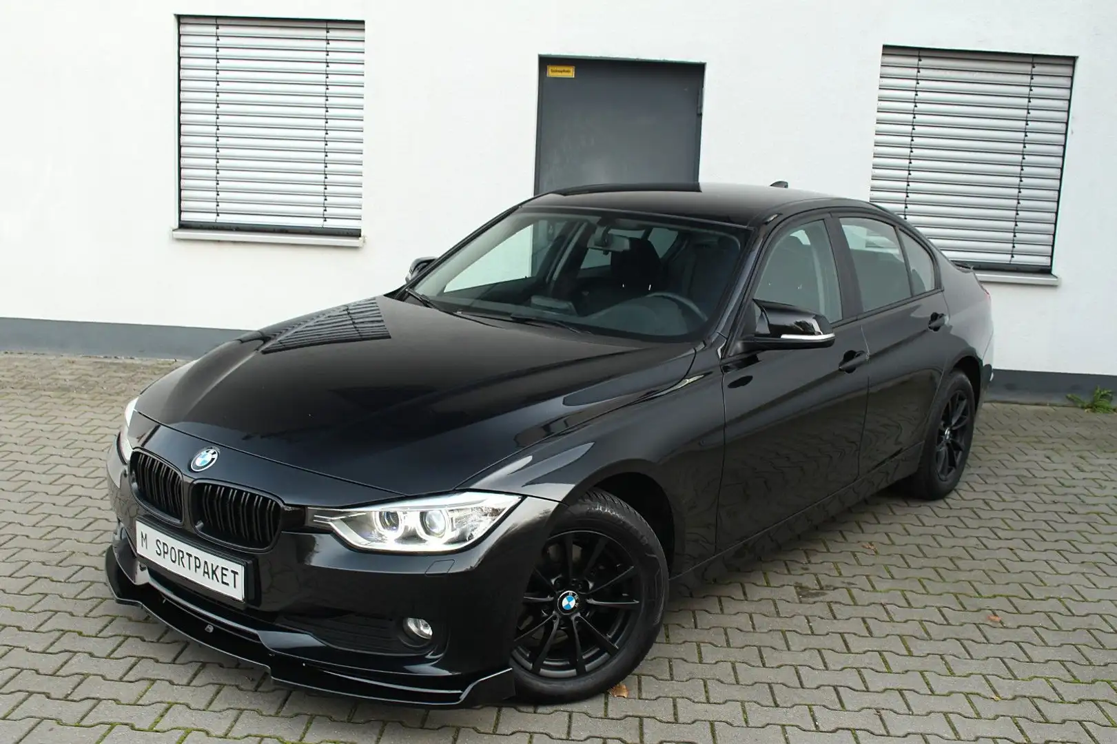 BMW 316 i F30*M-Sport Line/Black Edition/nur 99800KM! Schwarz - 2