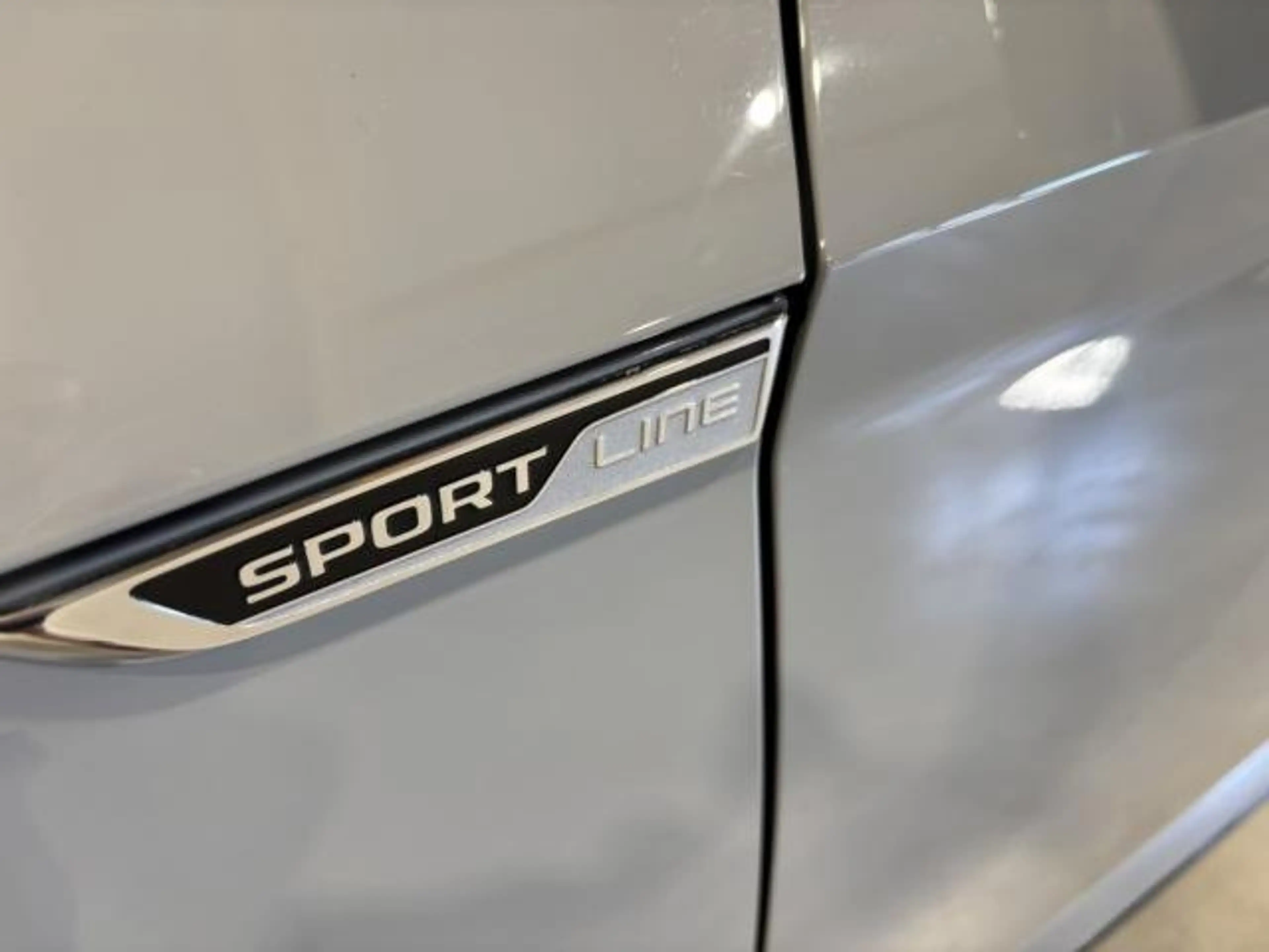 Skoda Superb SKY SPORTLINE MATRIX VIRTUAL COCKPIT 360°KAMERA — photo 9