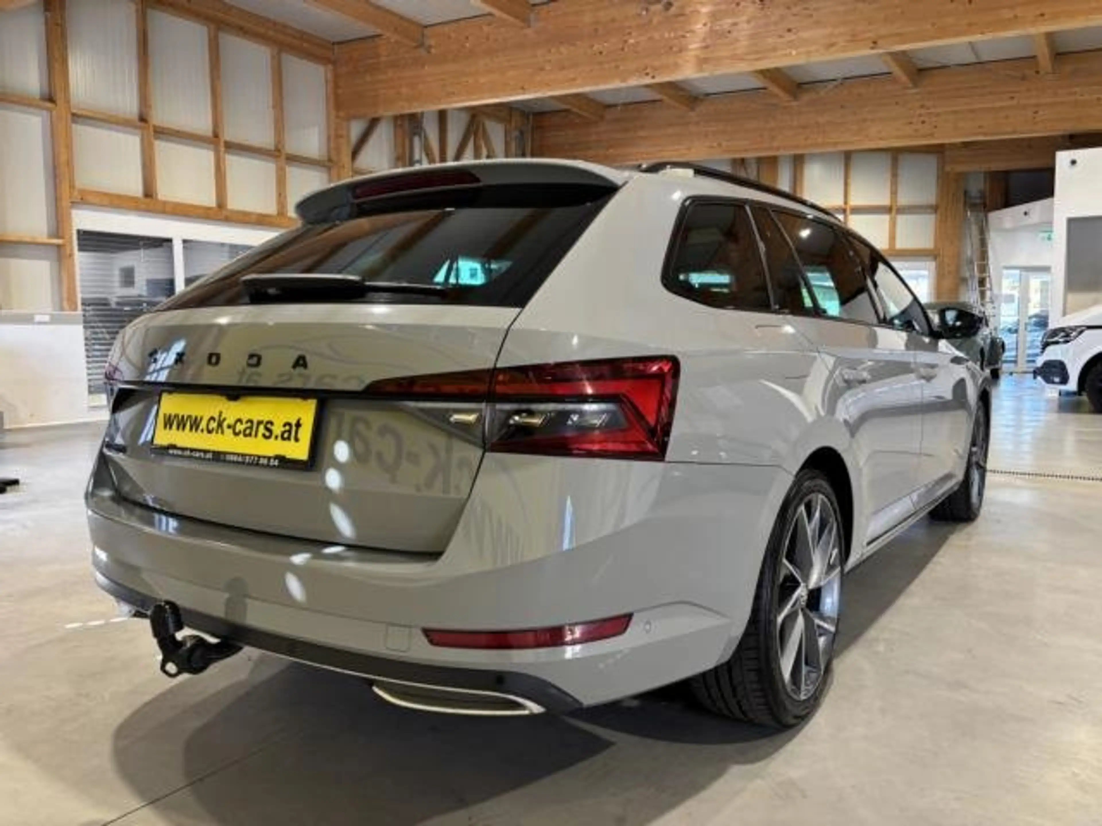 Skoda Superb SKY SPORTLINE MATRIX VIRTUAL COCKPIT 360°KAMERA — photo 7