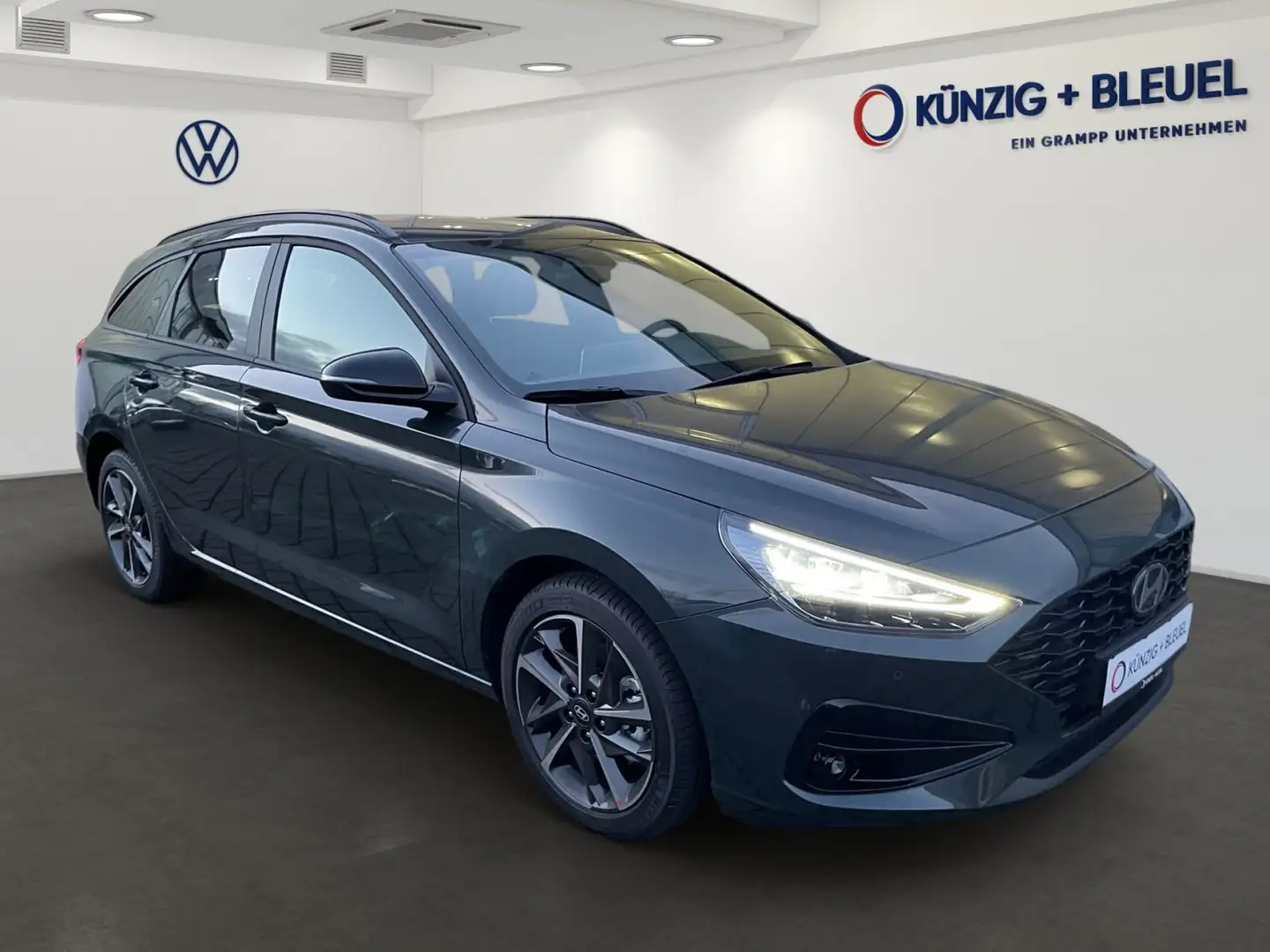 Hyundai i30 Kombi Advantage 1.0 T-GDI DCT Plus-Paket Vert - 2