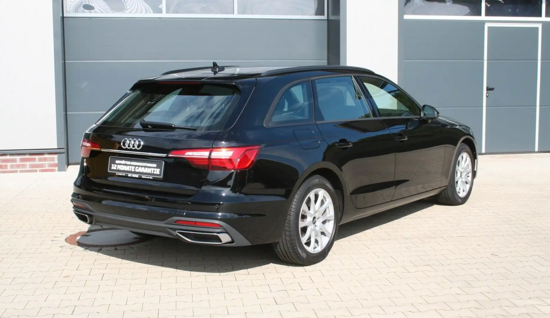Audi A4 Avant 40 TDI S-tronic/LED/Navi/B&O/Standh./3Z Schwarz - 2