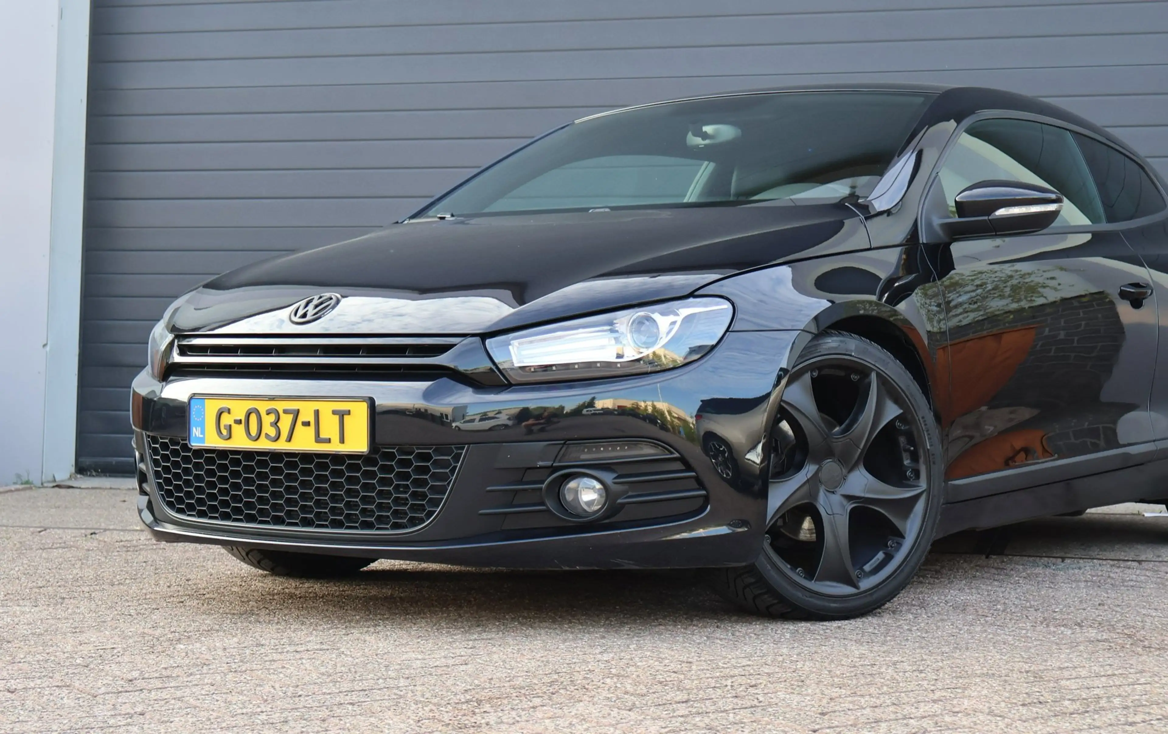 Volkswagen Scirocco 1.4 TSI Leder-Alcantara/sportief/PDC/Clima — photo 3