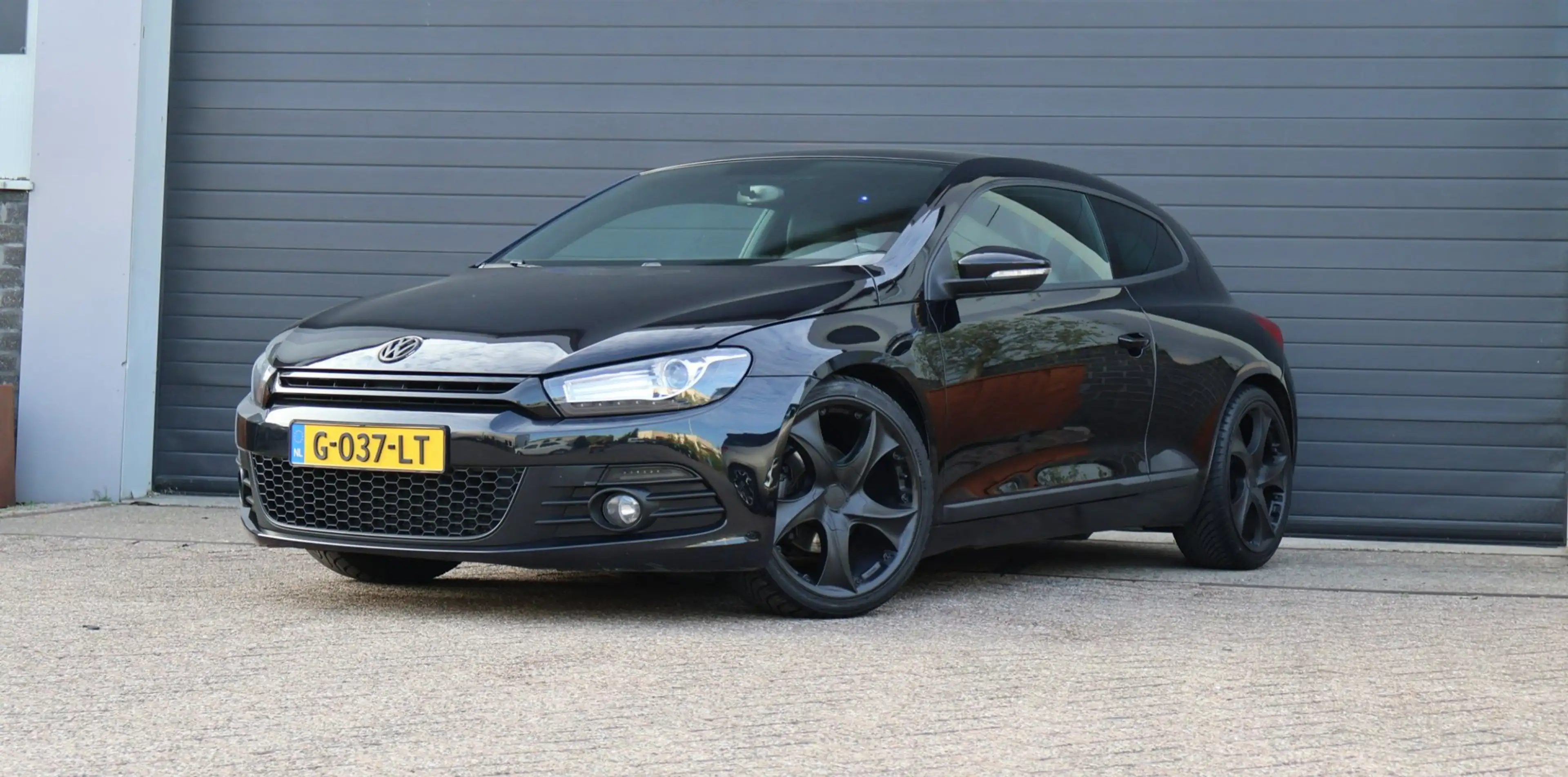 Volkswagen Scirocco 1.4 TSI Leder-Alcantara/sportief/PDC/Clima — photo 2