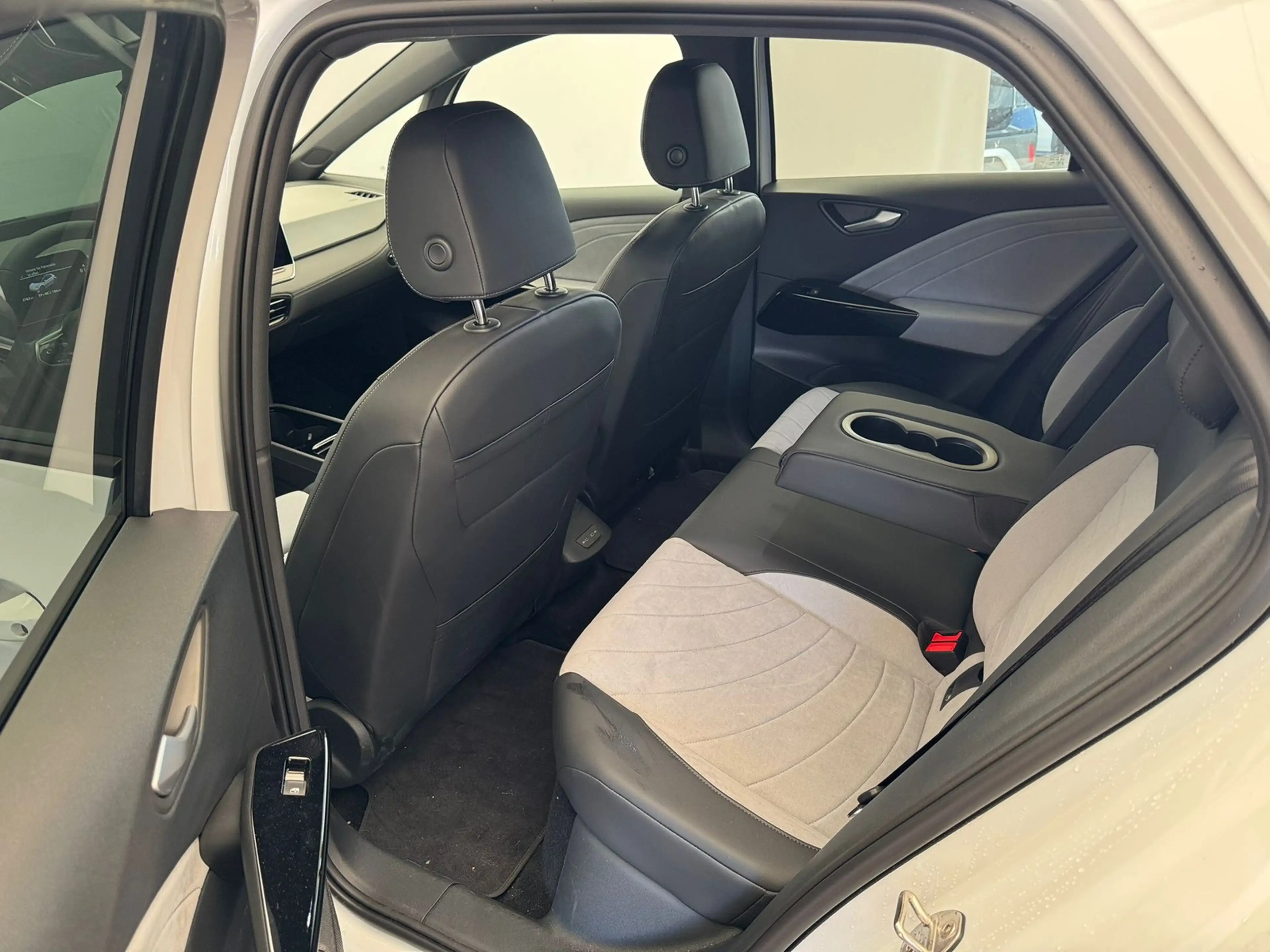 Volkswagen ID.3 Pro PRO 59 kWh AHK+MATRIX+KAMERA+NAVI+SHZ — photo 9