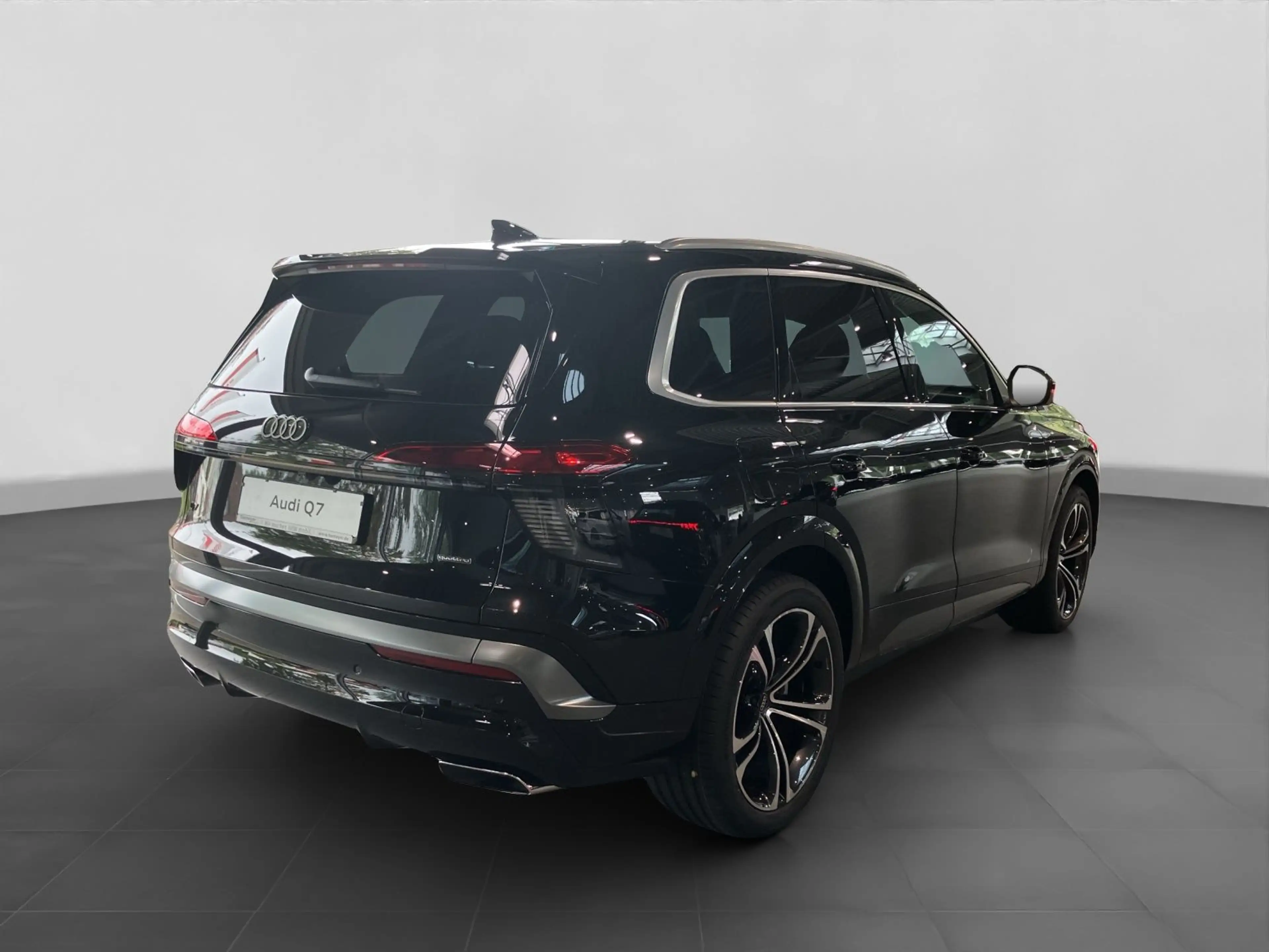 Audi Q7 SUV TDI Q S LINE PANO HuD BuO LM22 — photo 3