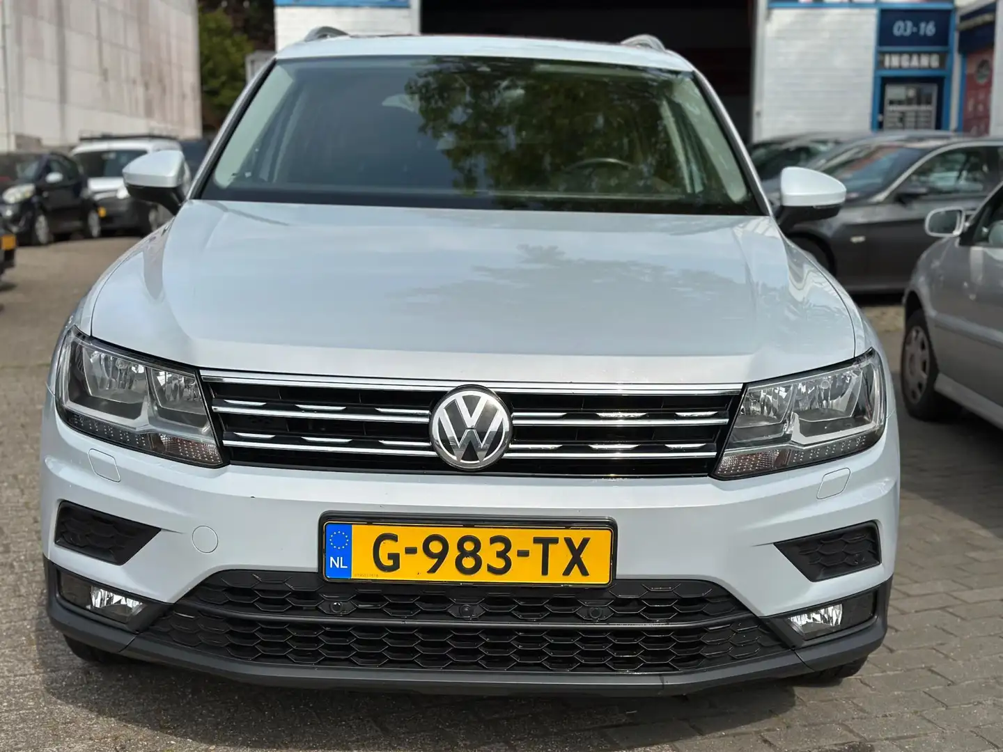 Volkswagen Tiguan Allspace 2.0 TDI Comfortline 5p. BJ: 2018 ACC Camera Cruise Gris - 2