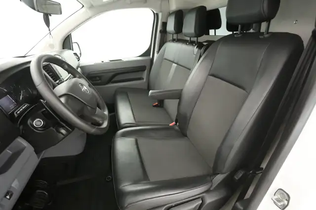 Opel Vivaro view 9