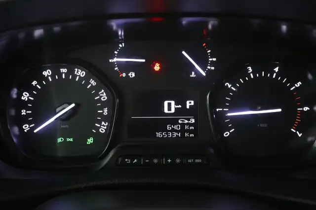Opel Vivaro view 12