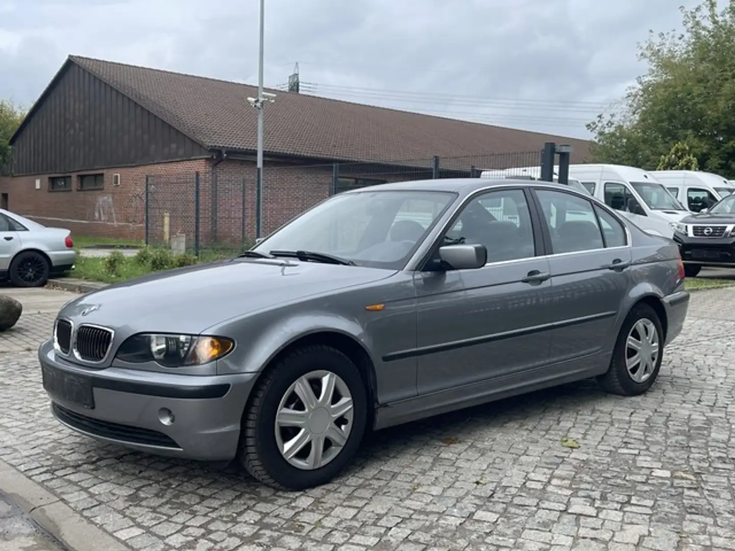 BMW 320 320i E46 6 Zylinder *1.Hand*Klima* Argento - 1