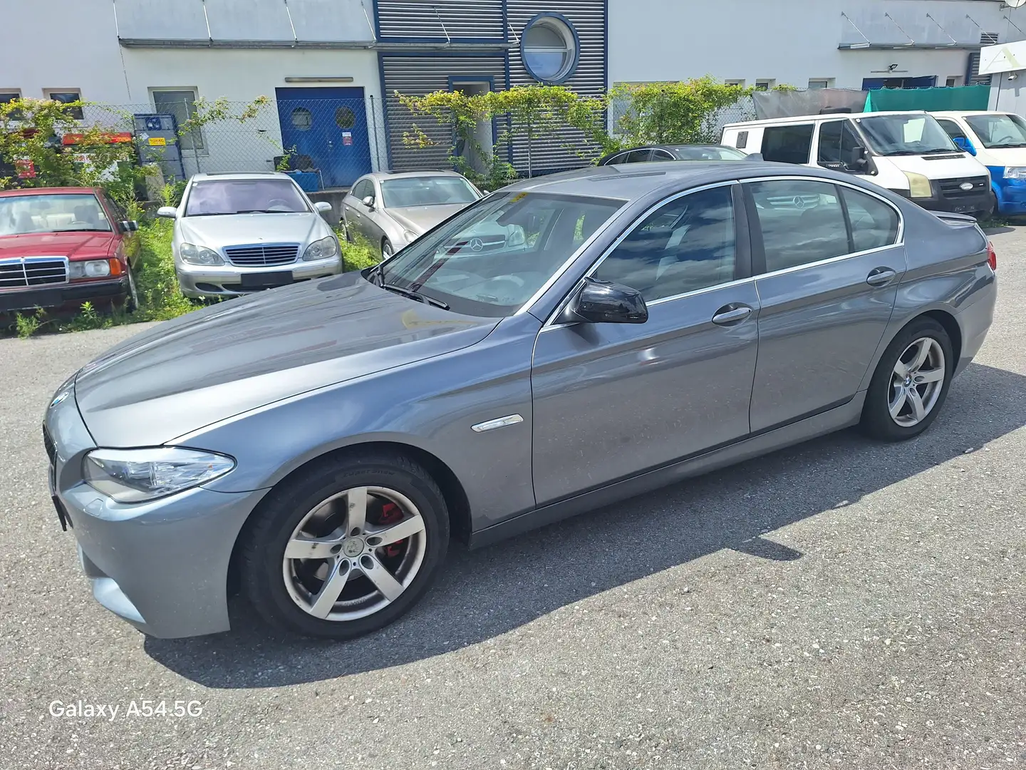 BMW 523 M stosstange Grau - 2