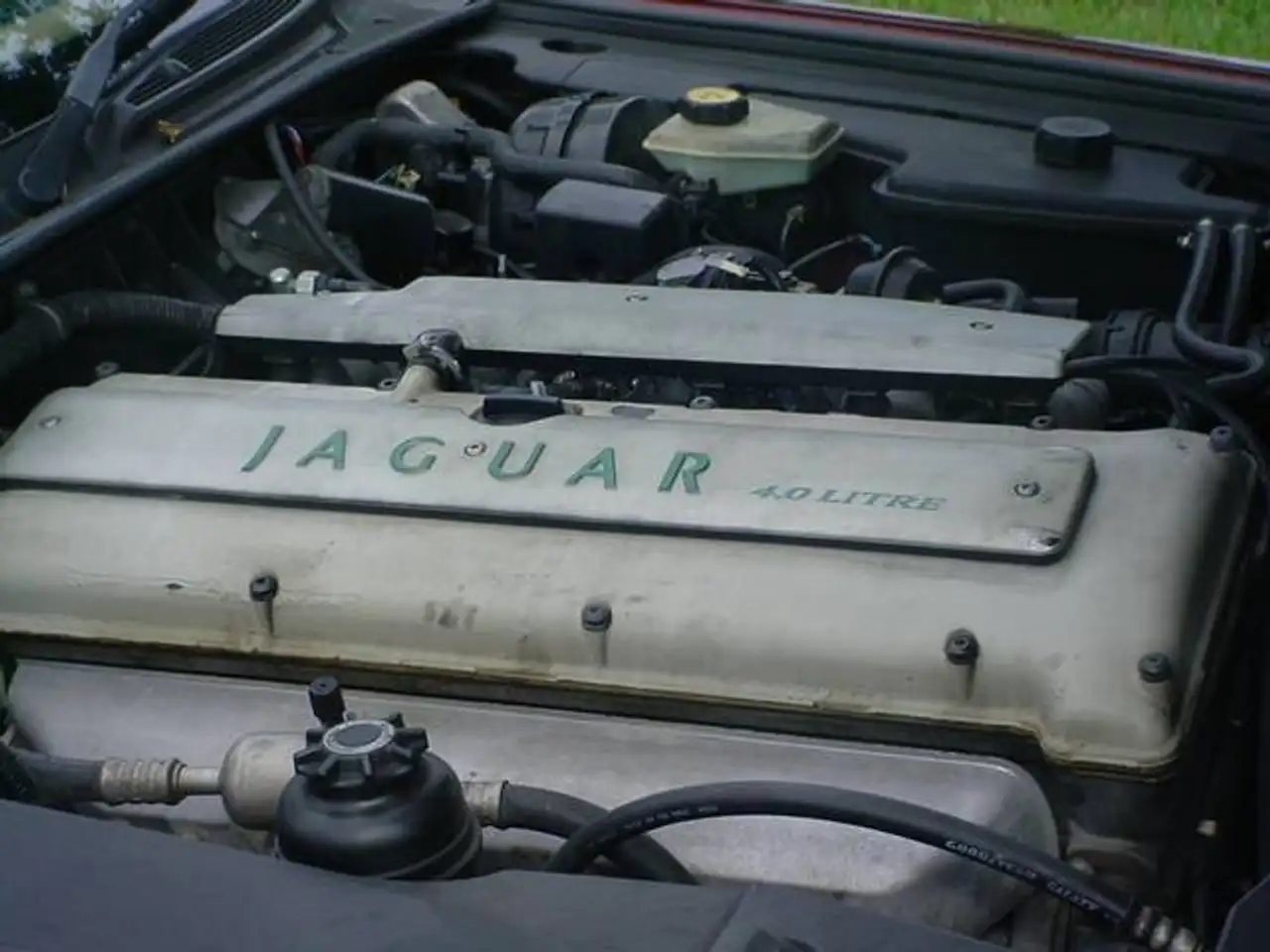 Jaguar XJ снимка Jaguar XJ