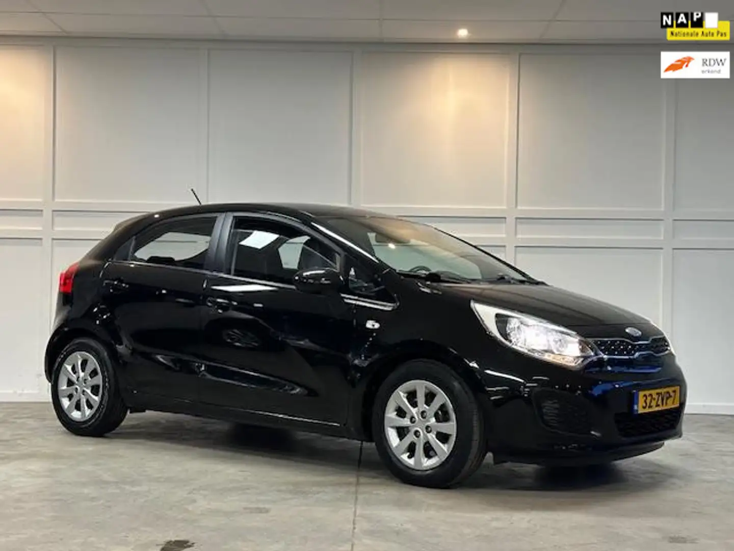 Kia Rio 1.2 CVVT Comfort Pack / 2013 / Airco Noir - 1