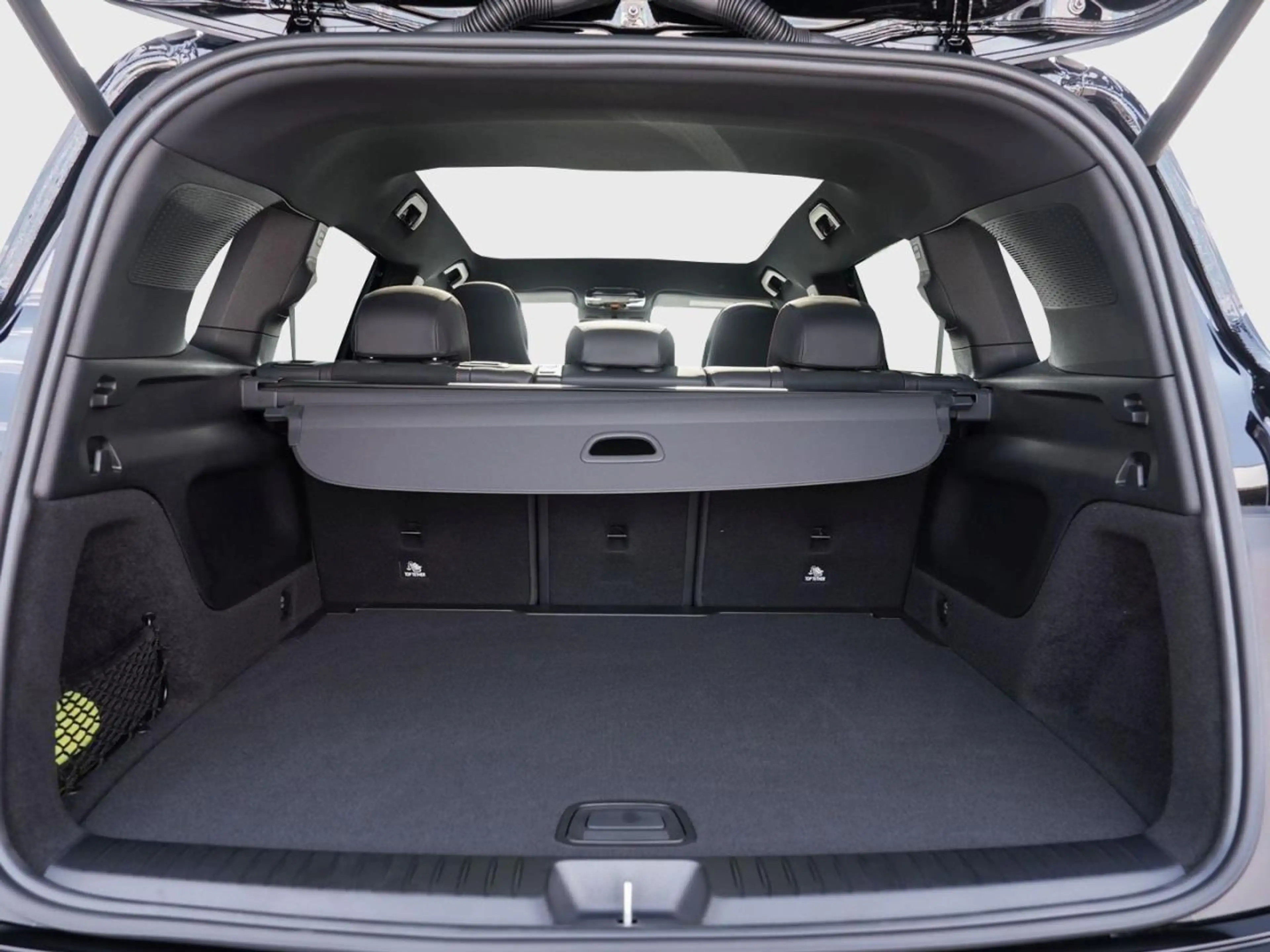 Mercedes-Benz GLB 200 AMG Distronic Panorama AHK Kamera Navi — photo 6