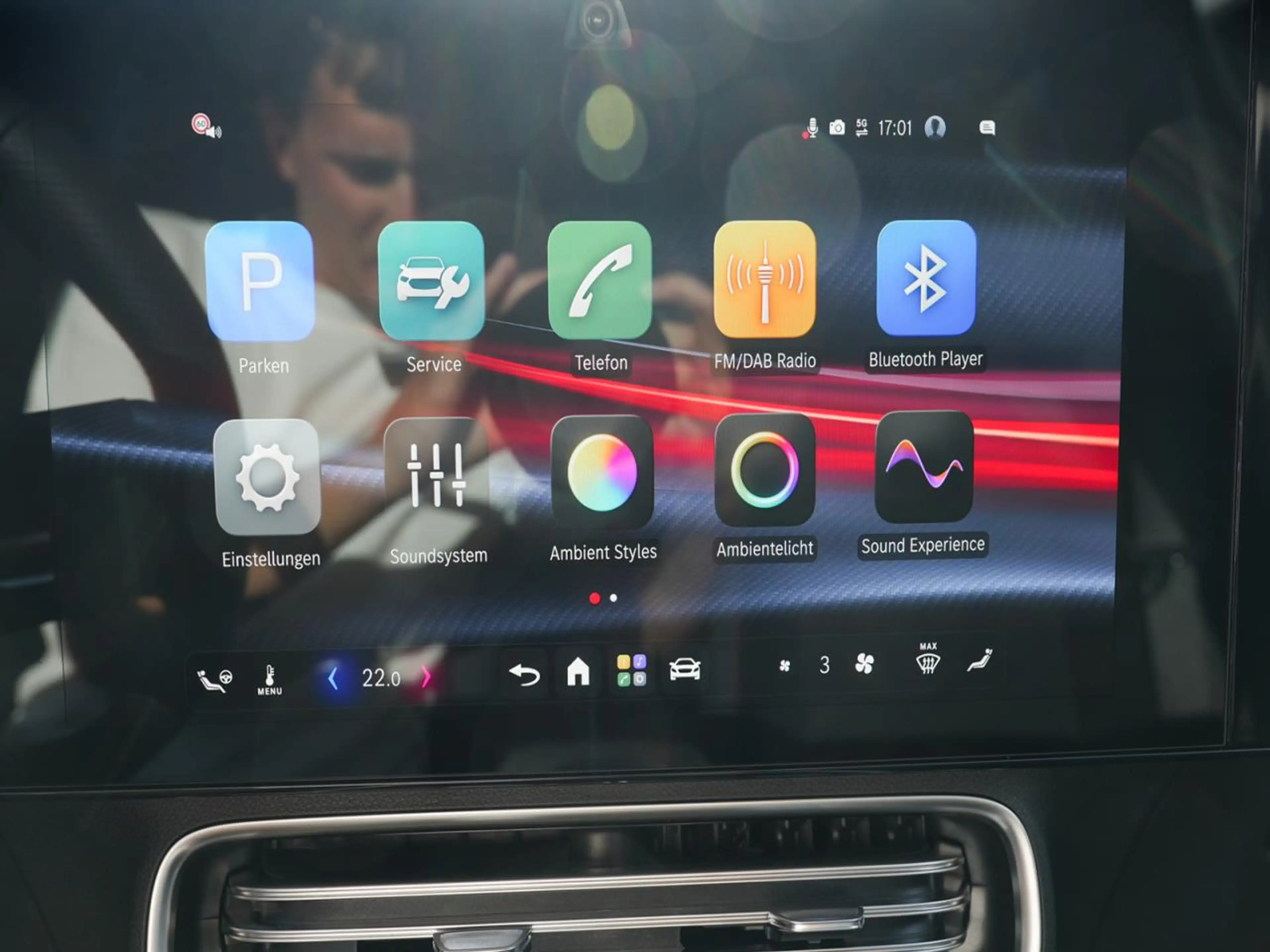 Mercedes-Benz GLB 200 AMG Distronic Panorama AHK Kamera Navi — photo 13