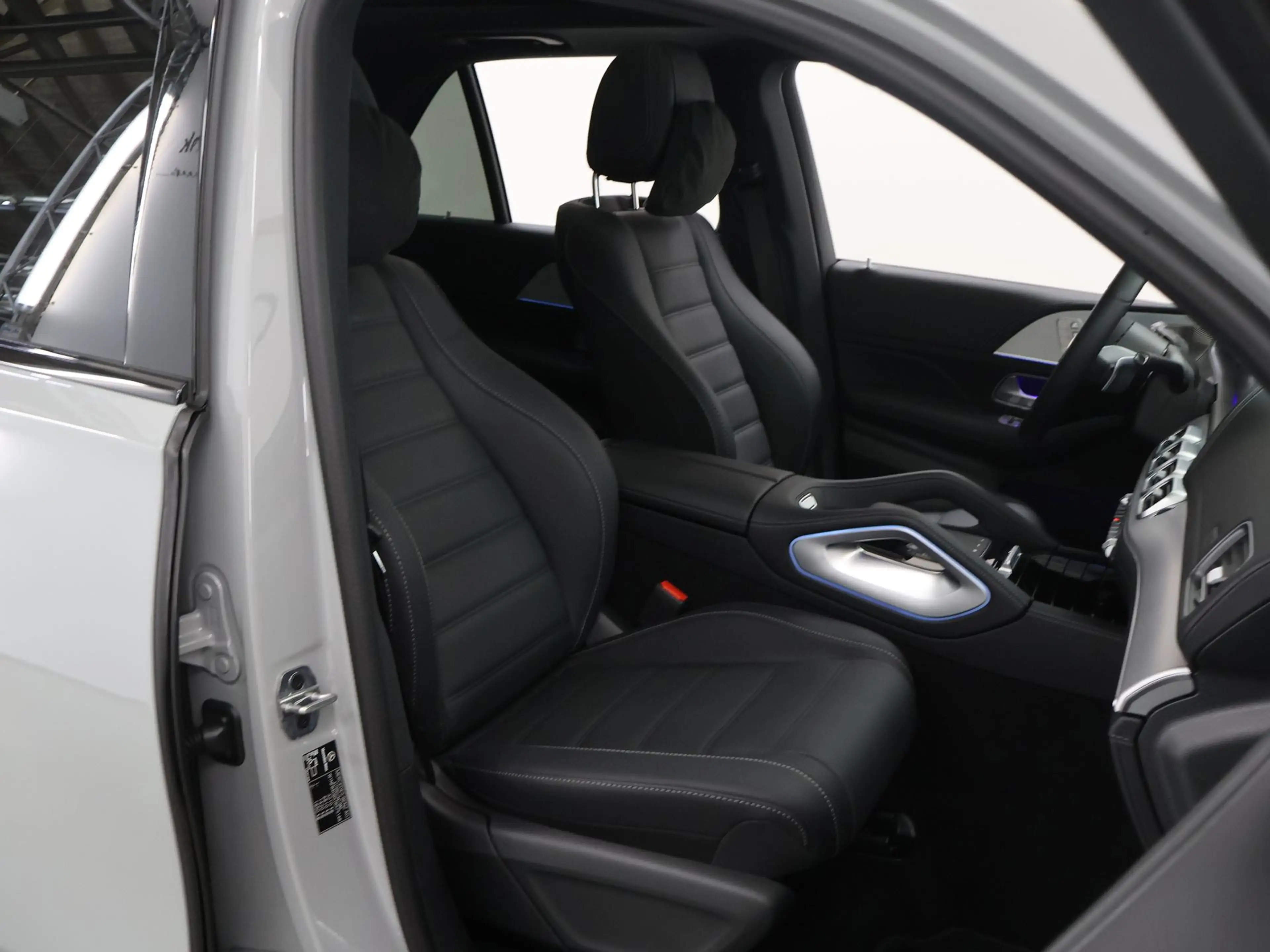 Mercedes-Benz GLE 400 400e 4MATIC Sport Edition | AMG line | Night | Pre — photo 10