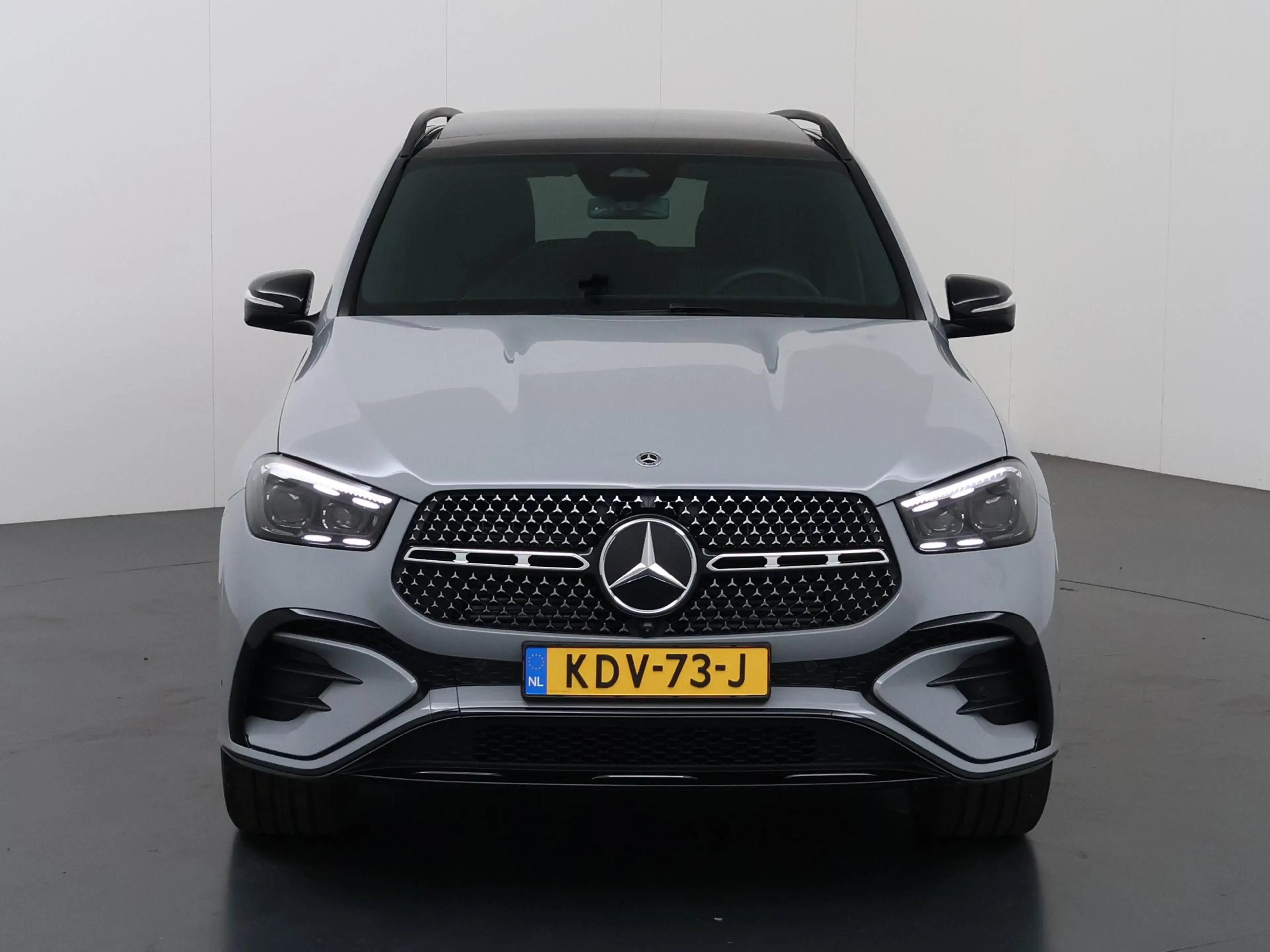 Mercedes-Benz GLE 400 400e 4MATIC Sport Edition | AMG line | Night | Pre — photo 3
