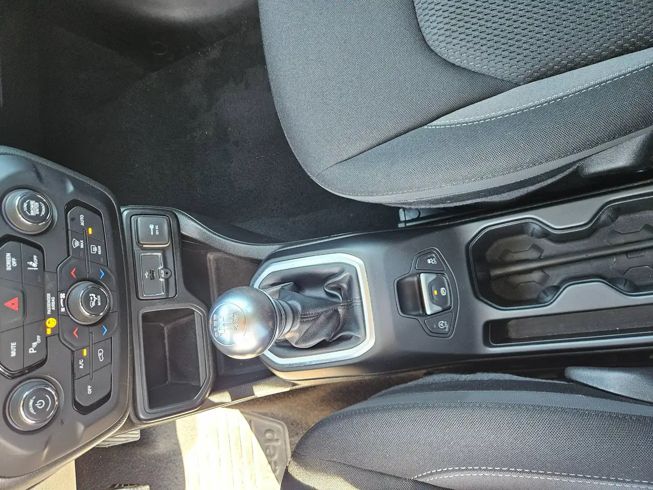 Jeep Renegade 1.6 mjt Limited 2wd 130cv, миниатюра 12