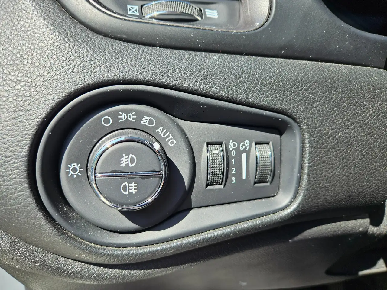 Jeep Renegade 1.6 mjt Limited 2wd 130cv, миниатюра 19