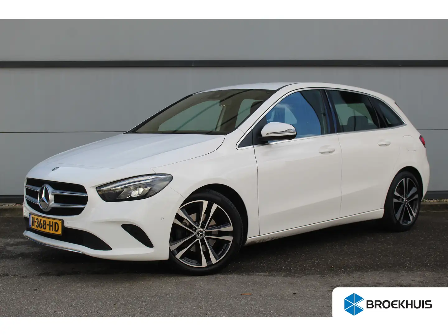 Mercedes-Benz B 180 Premium Plus | Camera | Wide Screen | Sfeerverl. | Blanc - 1