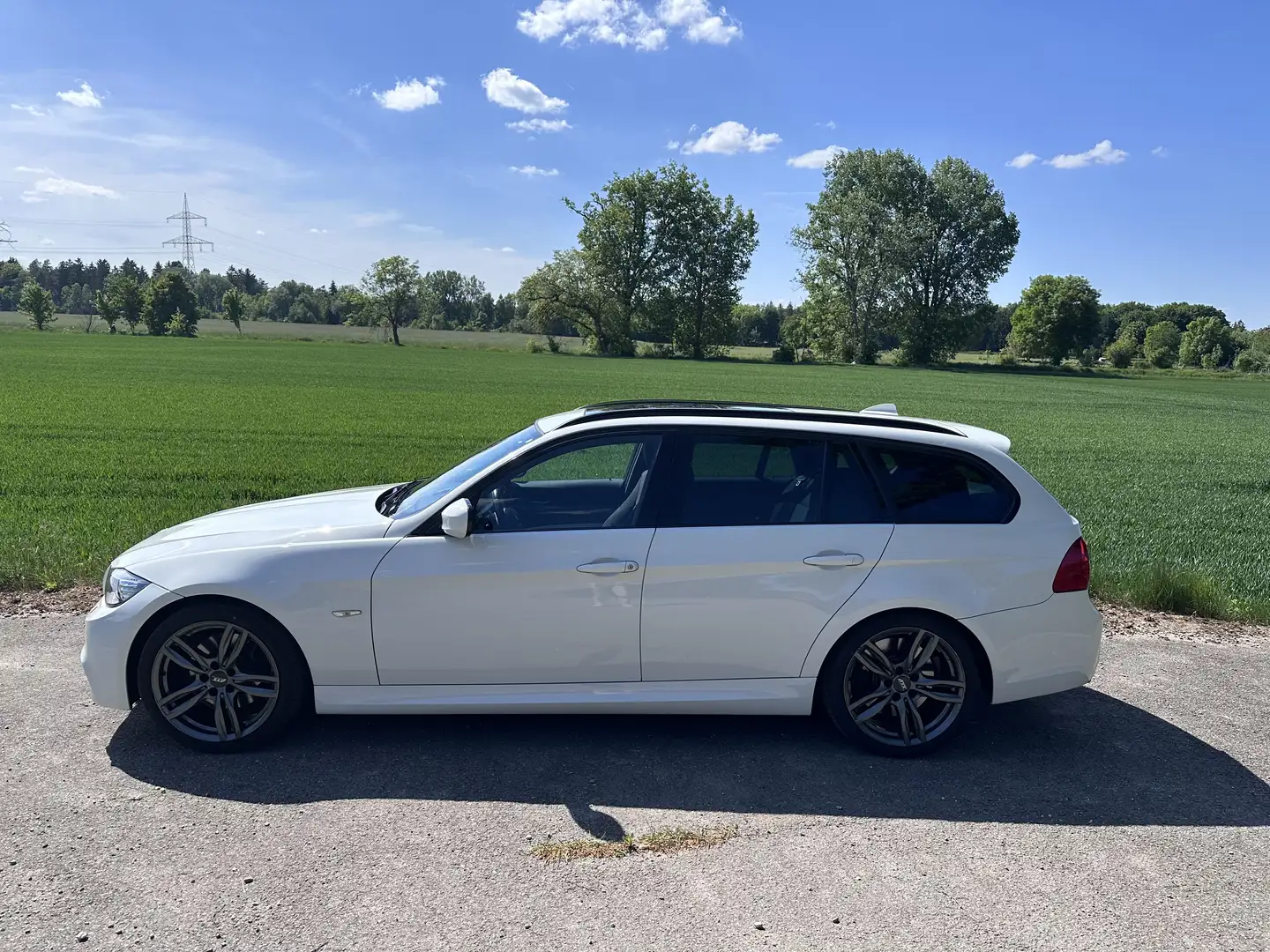 BMW 325 Dämpfer neu, HU/AU neu, Sportpaket, Pano, etc. Fehér - 2