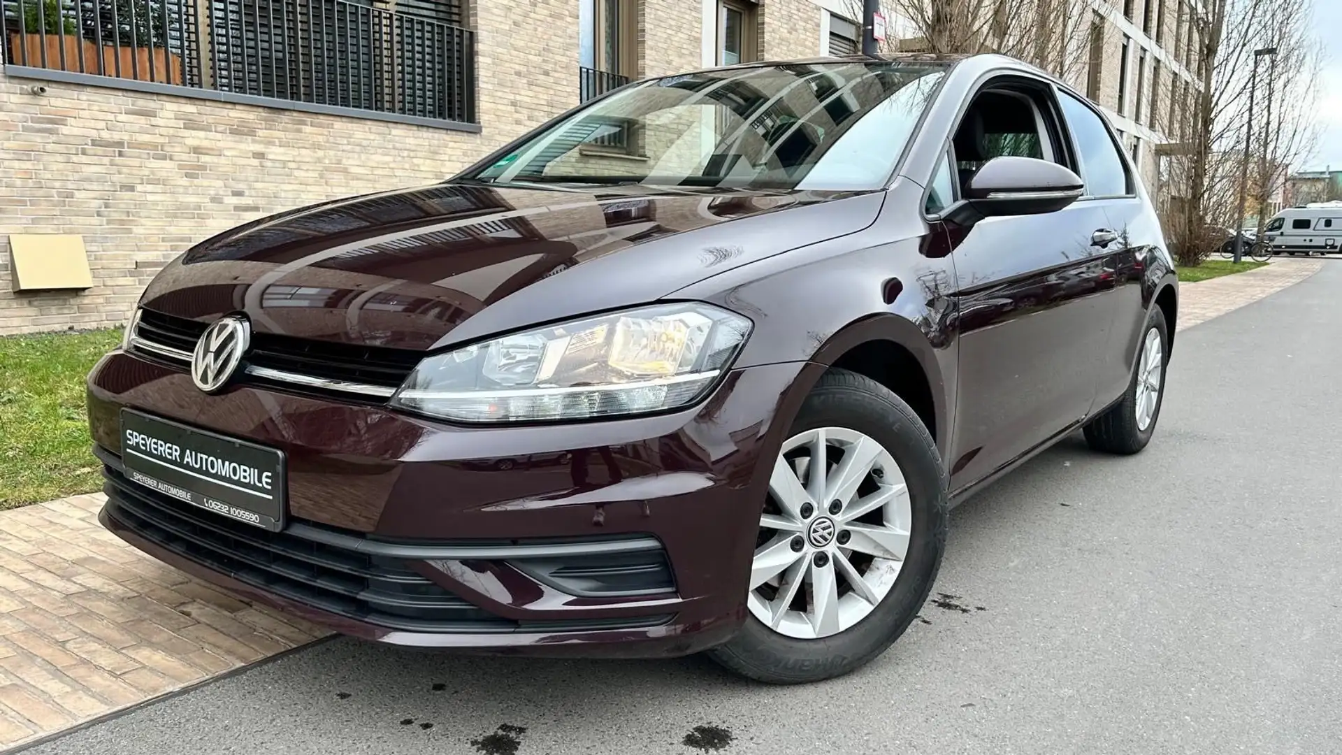 Volkswagen Golf VII Lim. Trendline|KLIMA|AHK|TEMPOMAT|LM|SH Noir - 2