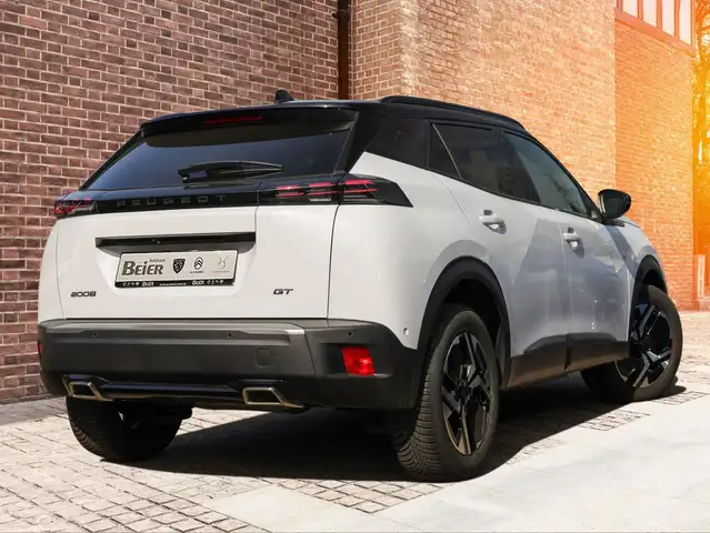 Peugeot 2008 view 4