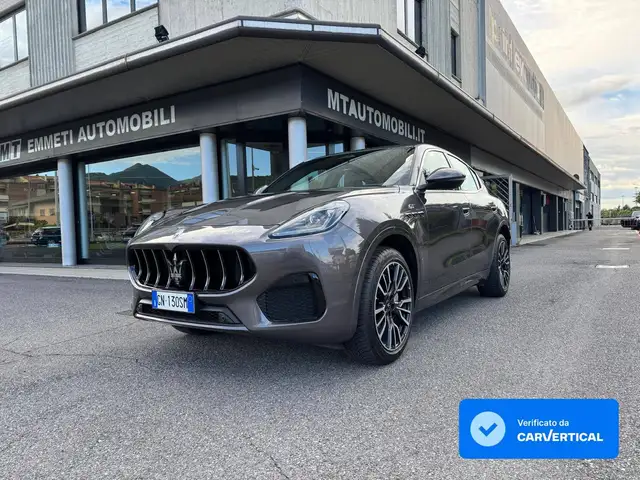 Maserati Grecale 2.0 mhev GT 300cv Q4 auto